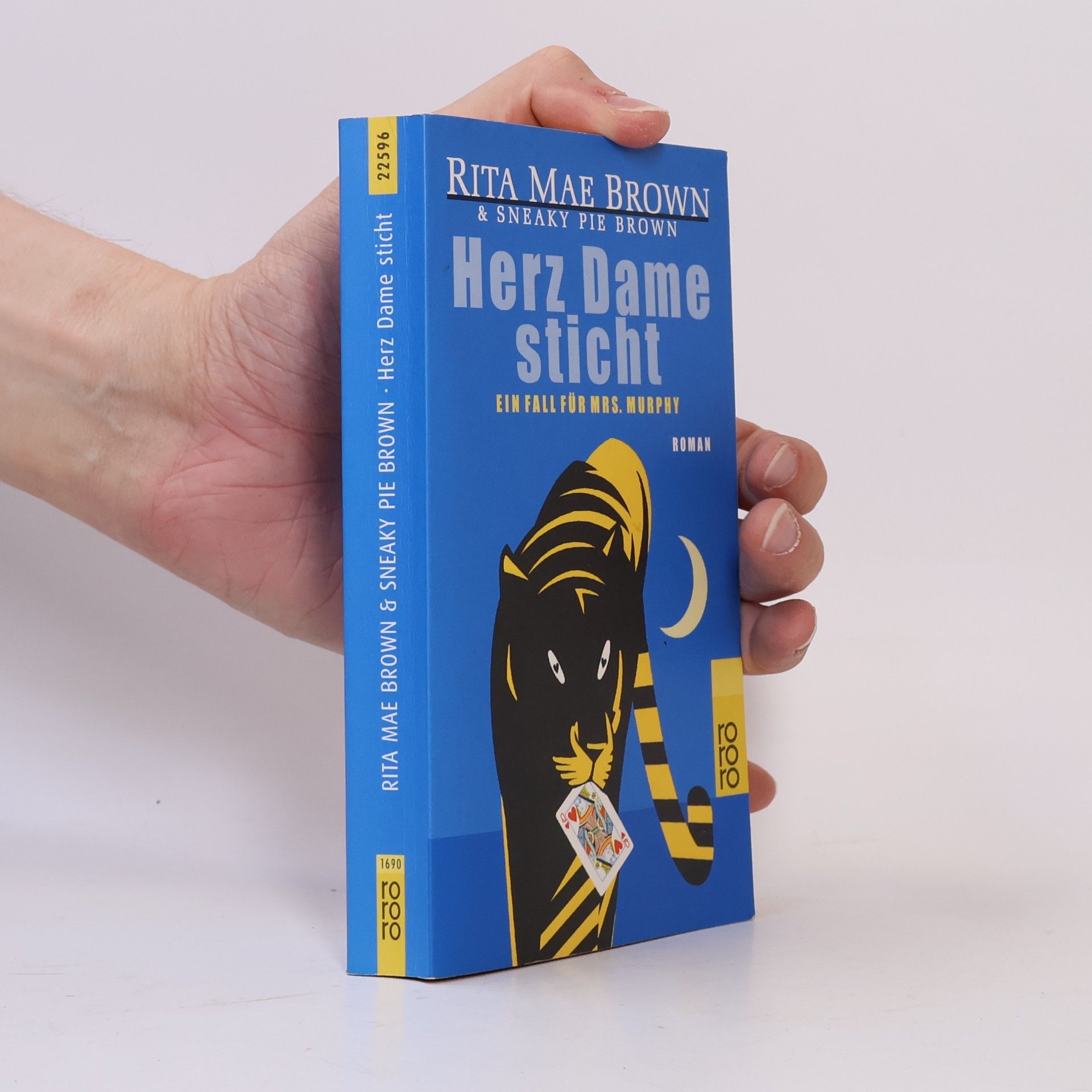 Rita Mae Brown Herz-Dame sticht