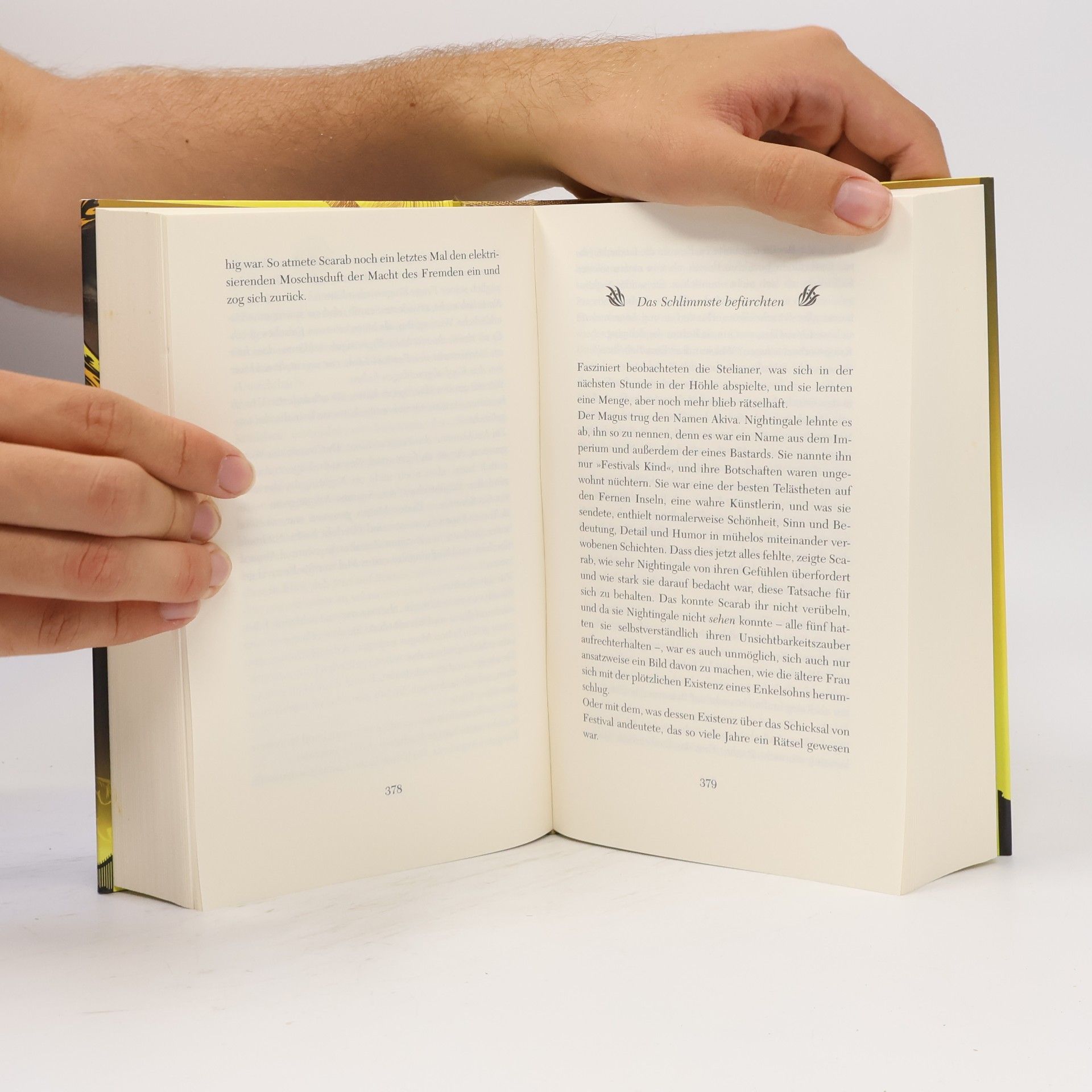 Laini Taylor Zwischen den Welten - Dreams of Gods and Monsters