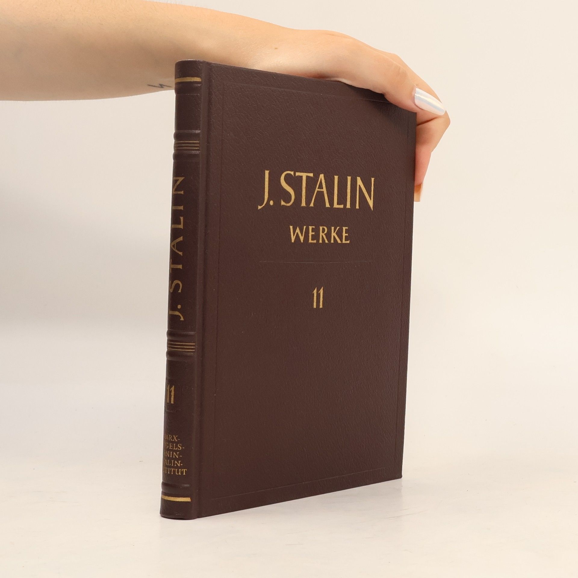J.W. Stalin Werke 11