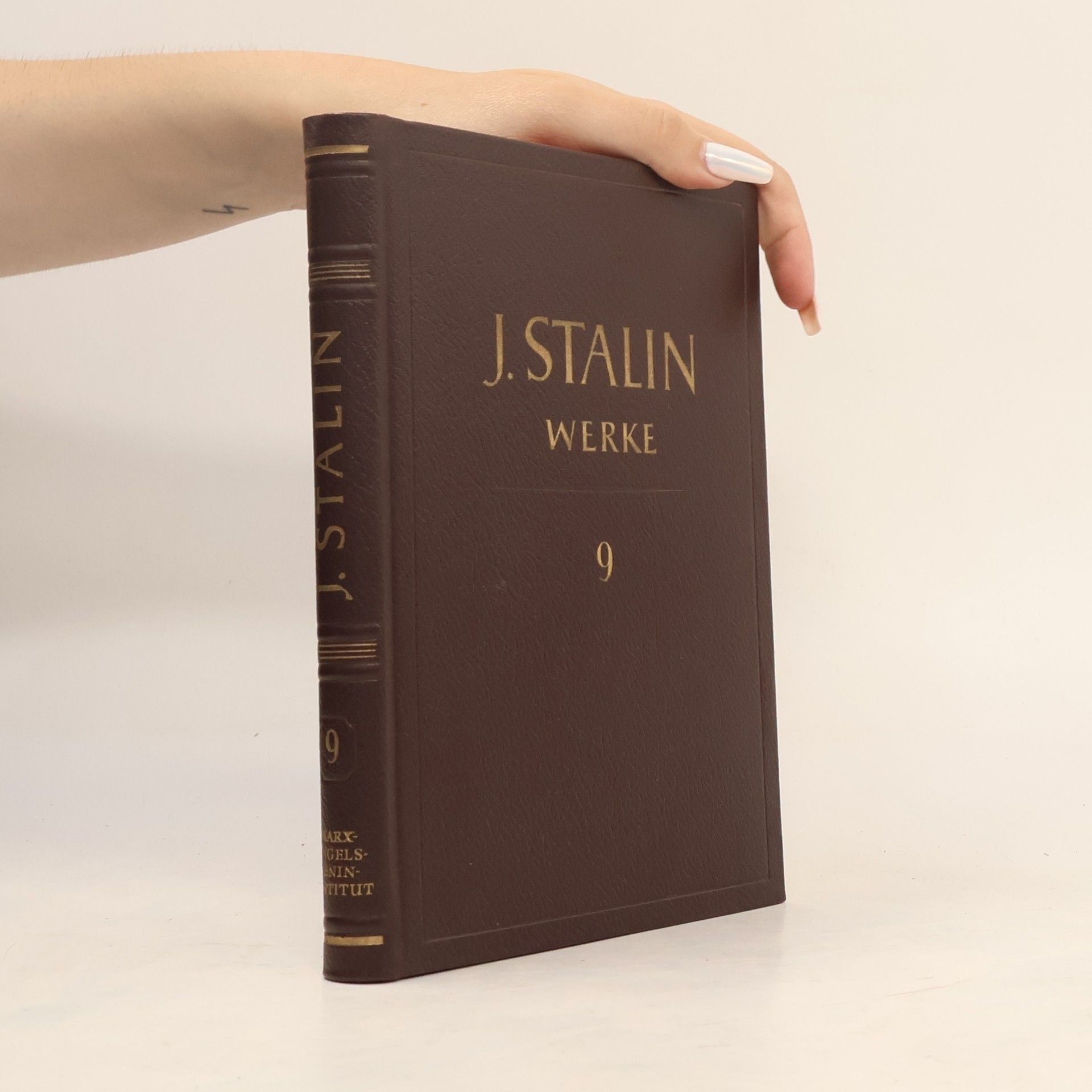 J.W. Stalin Werke 9