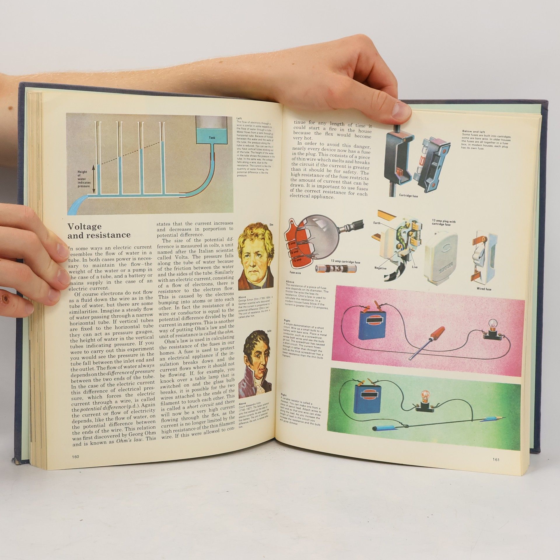 Autorenkollektiv The Hamlyn Junior Science Encyclopedia