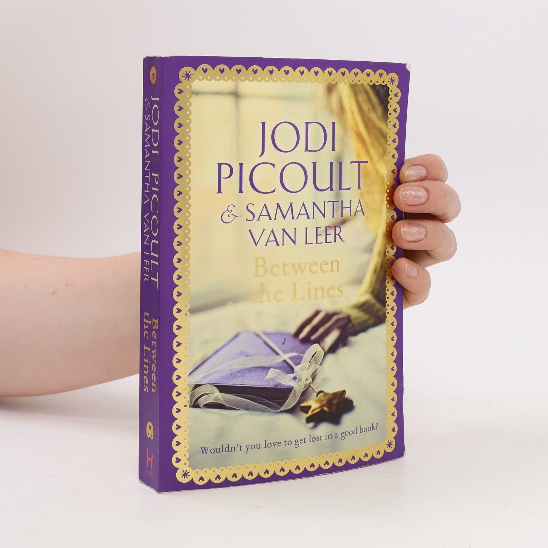 Jodi Picoult Between the Lines