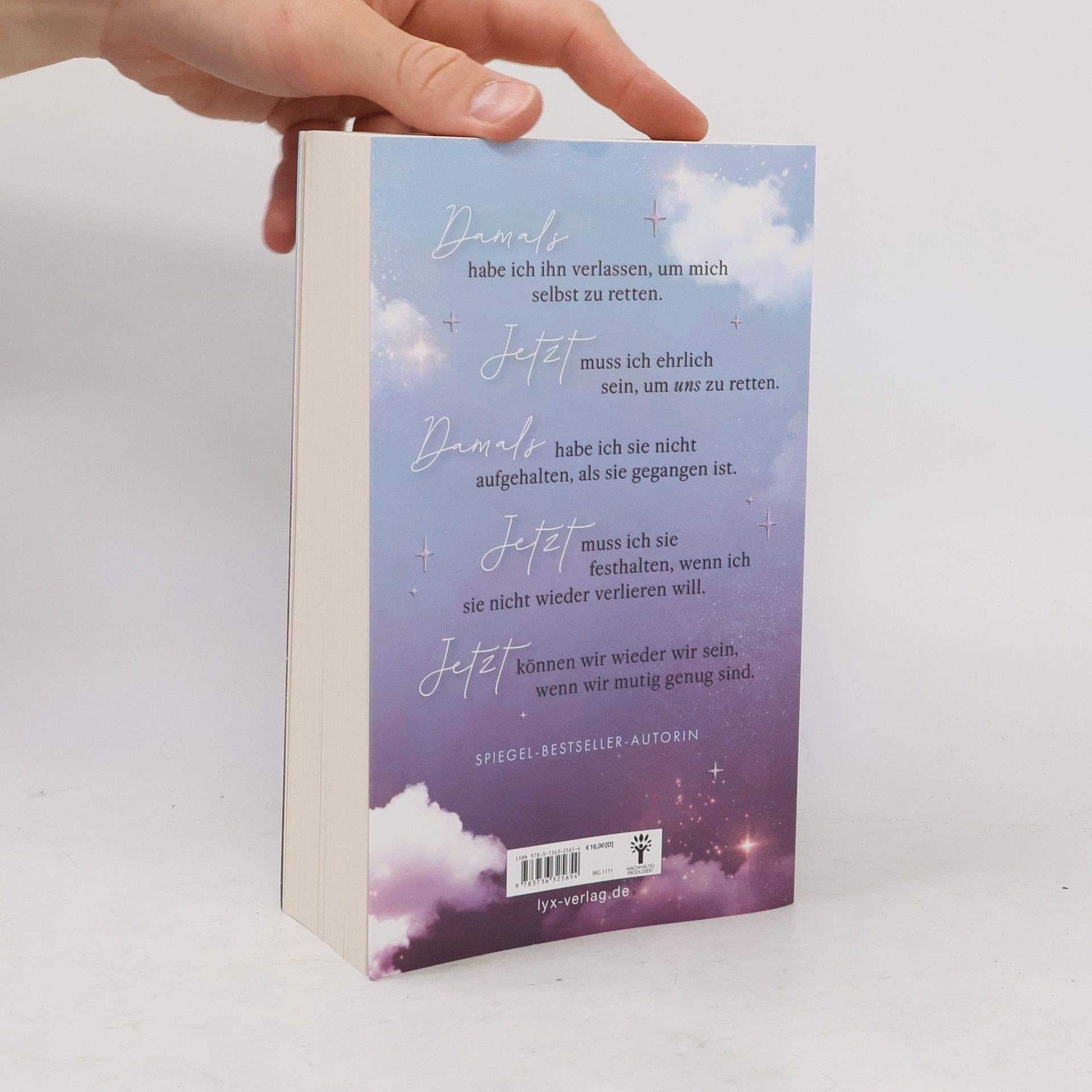 Anna Savas Between Fading Stars