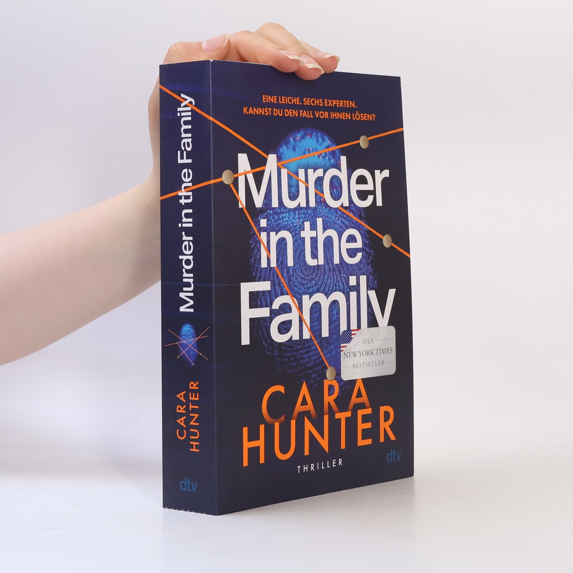 Cara Hunter Murder in the family