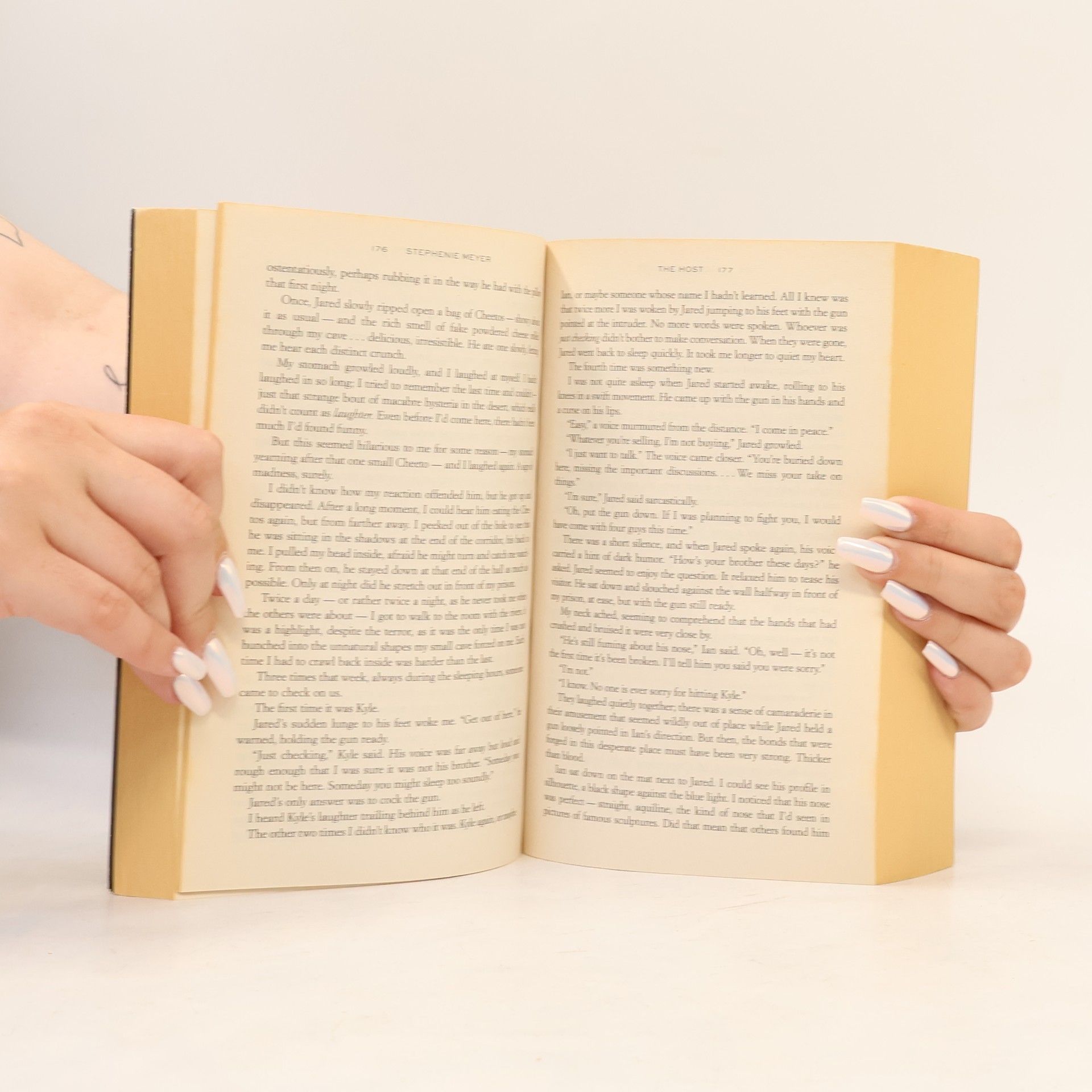 Stephenie Meyer The Host : novel