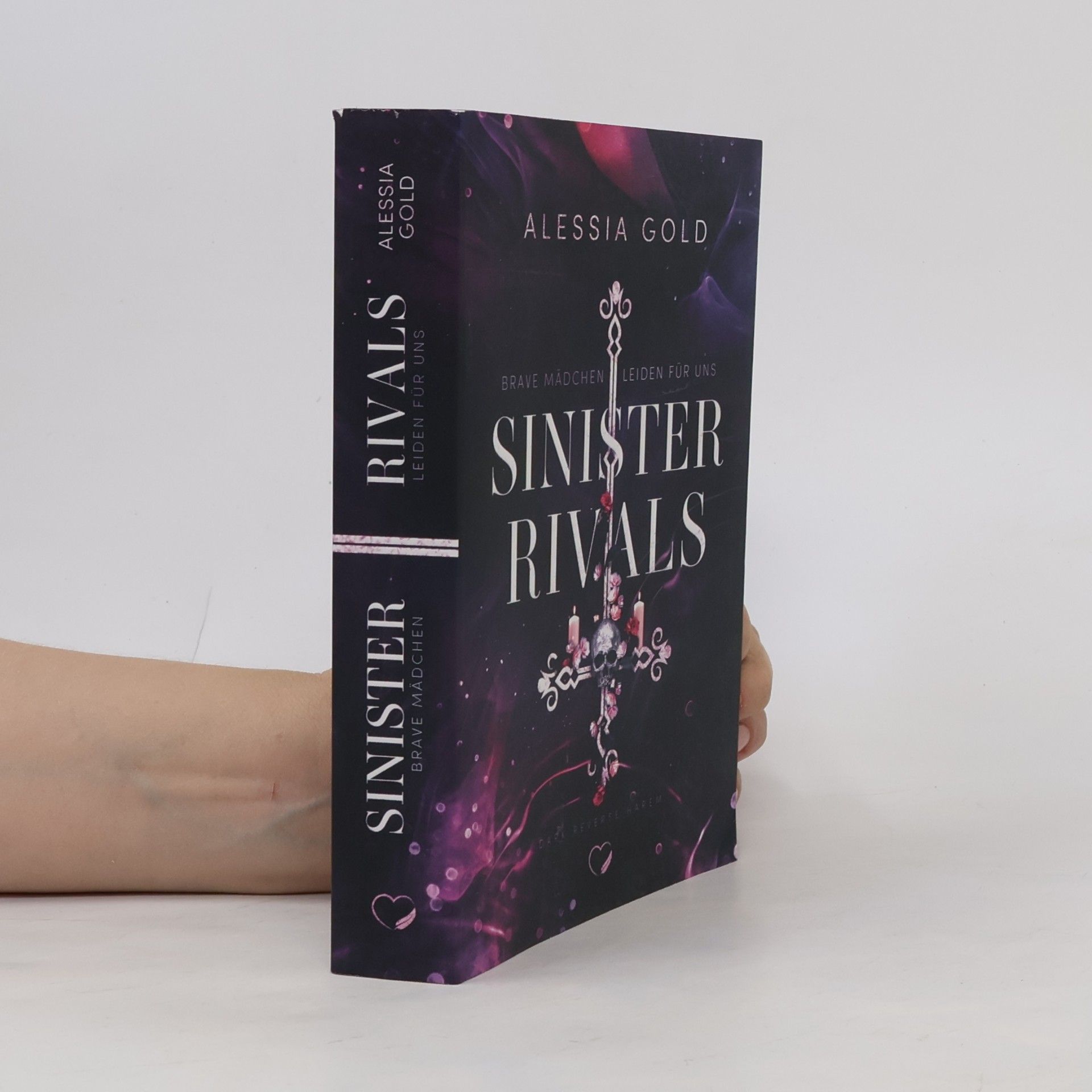 Alessia Gold Sinister Rivals