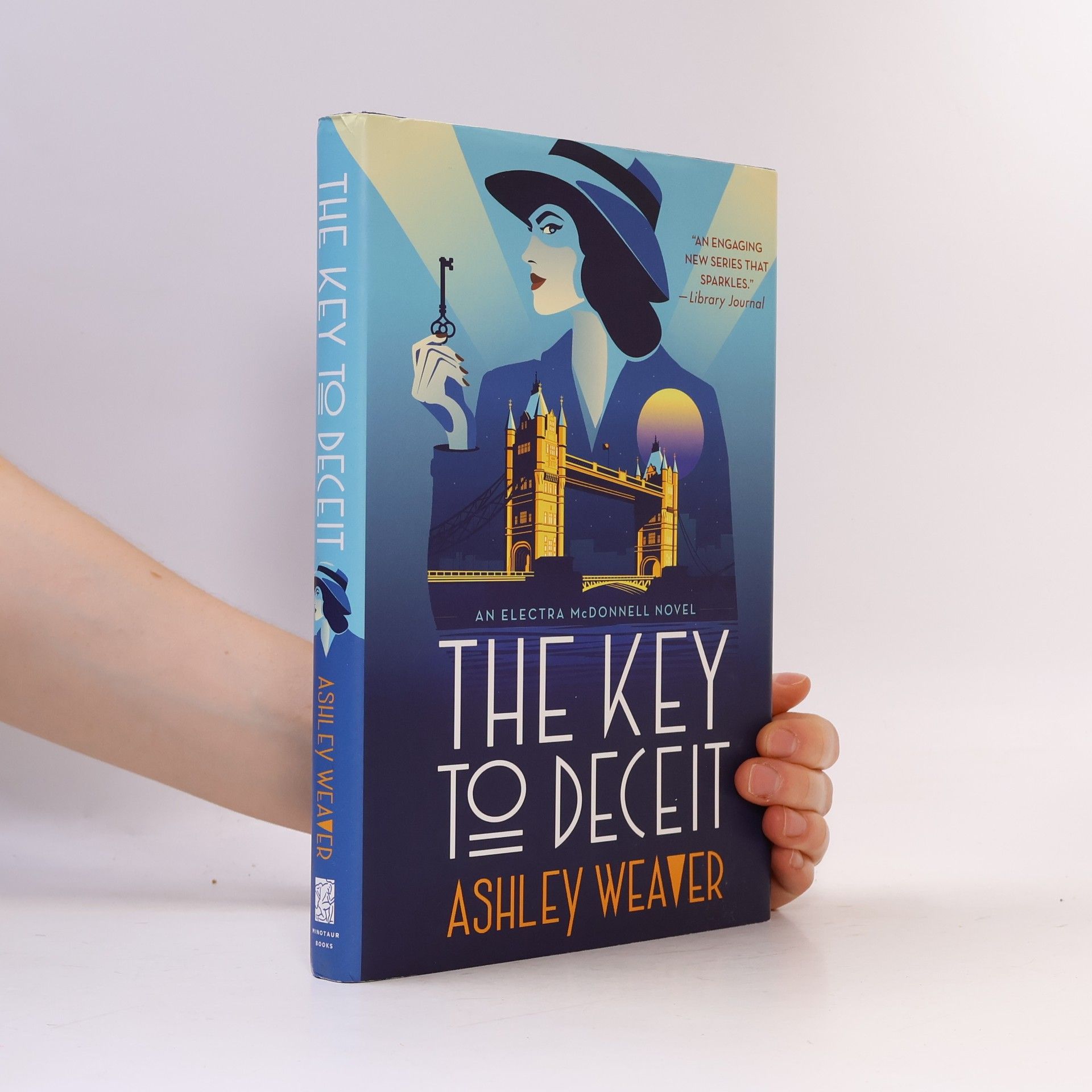 Ashley Weaver The Key to Deceit