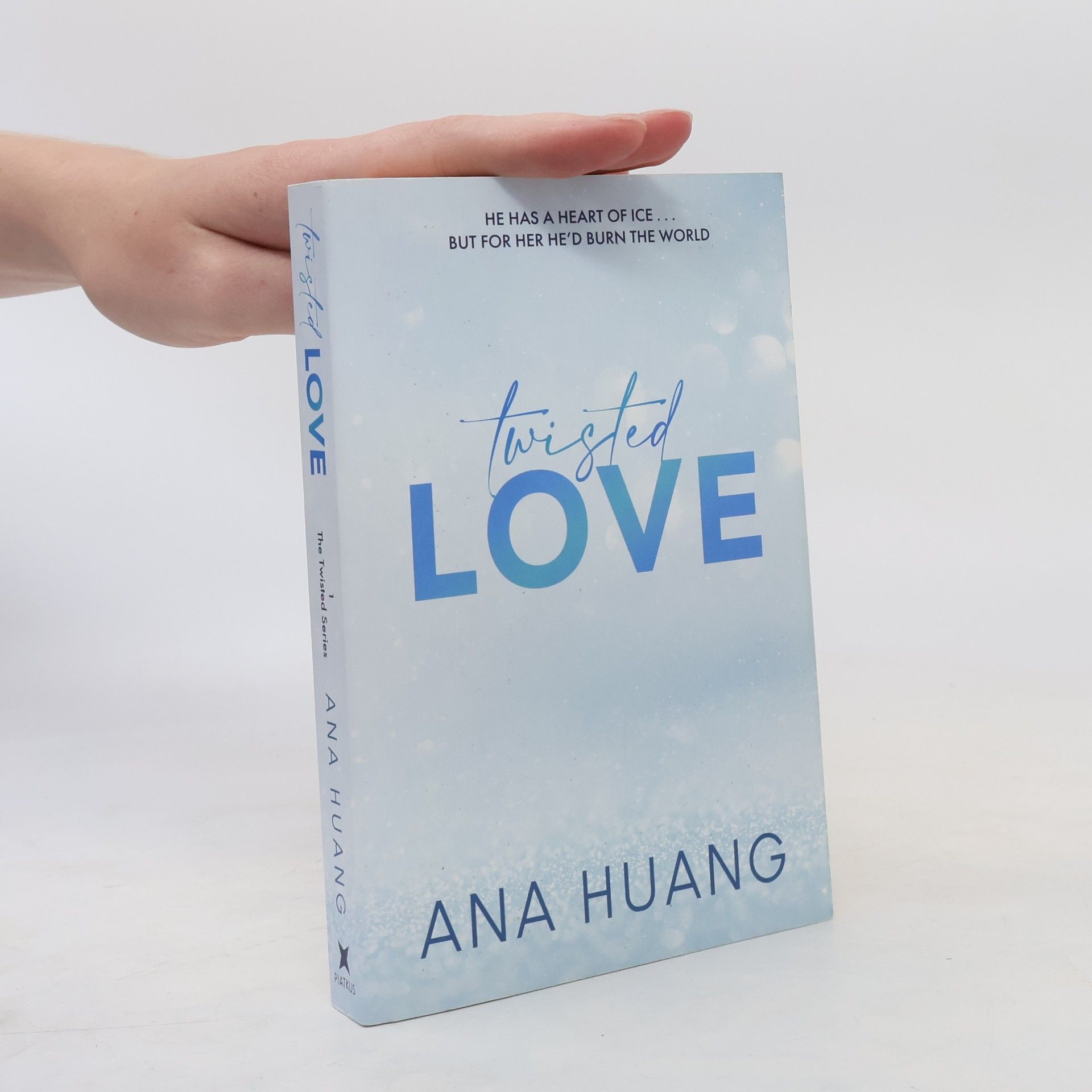 Ana Huang Twisted love. Twisted book one