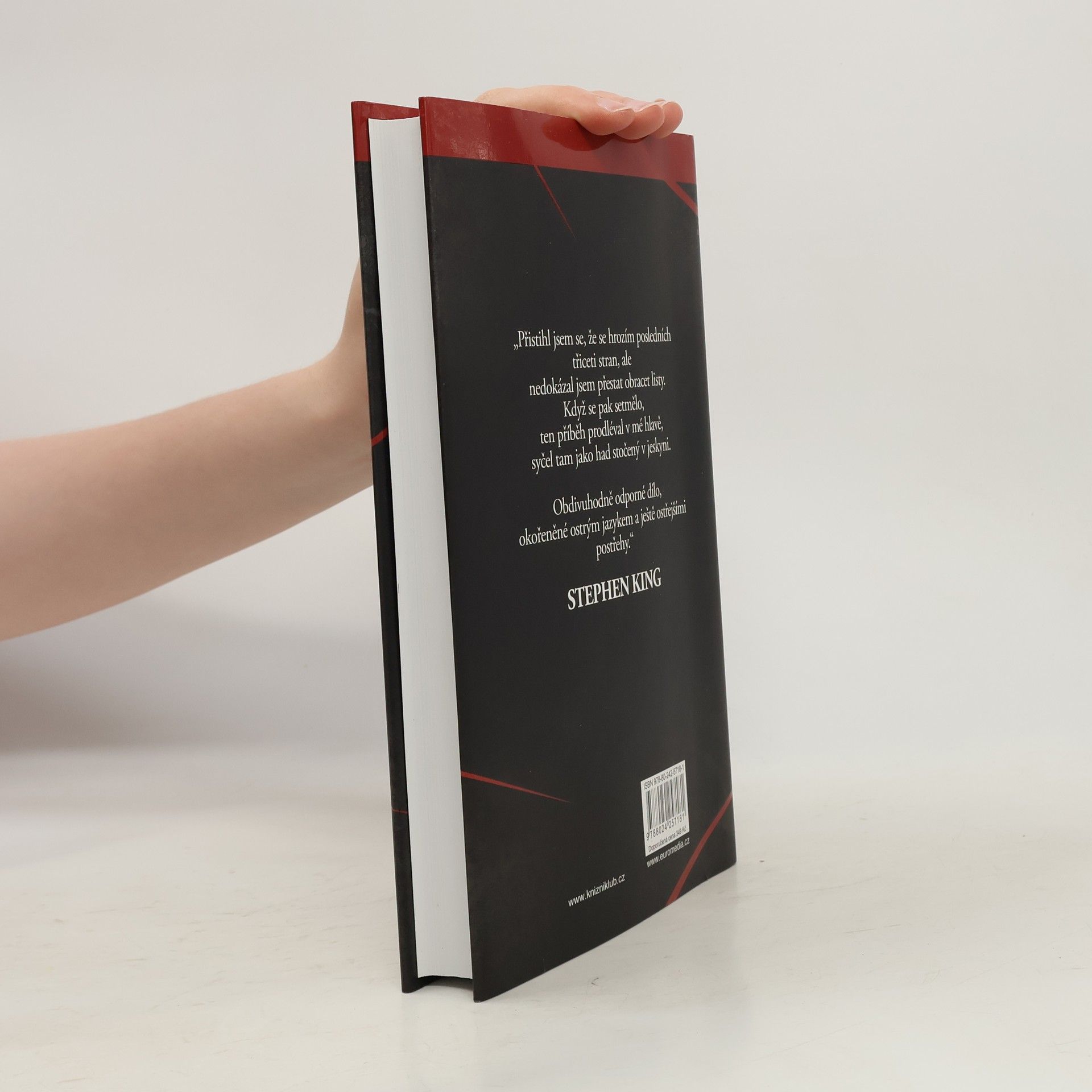 Gillian Flynn Ostré předměty