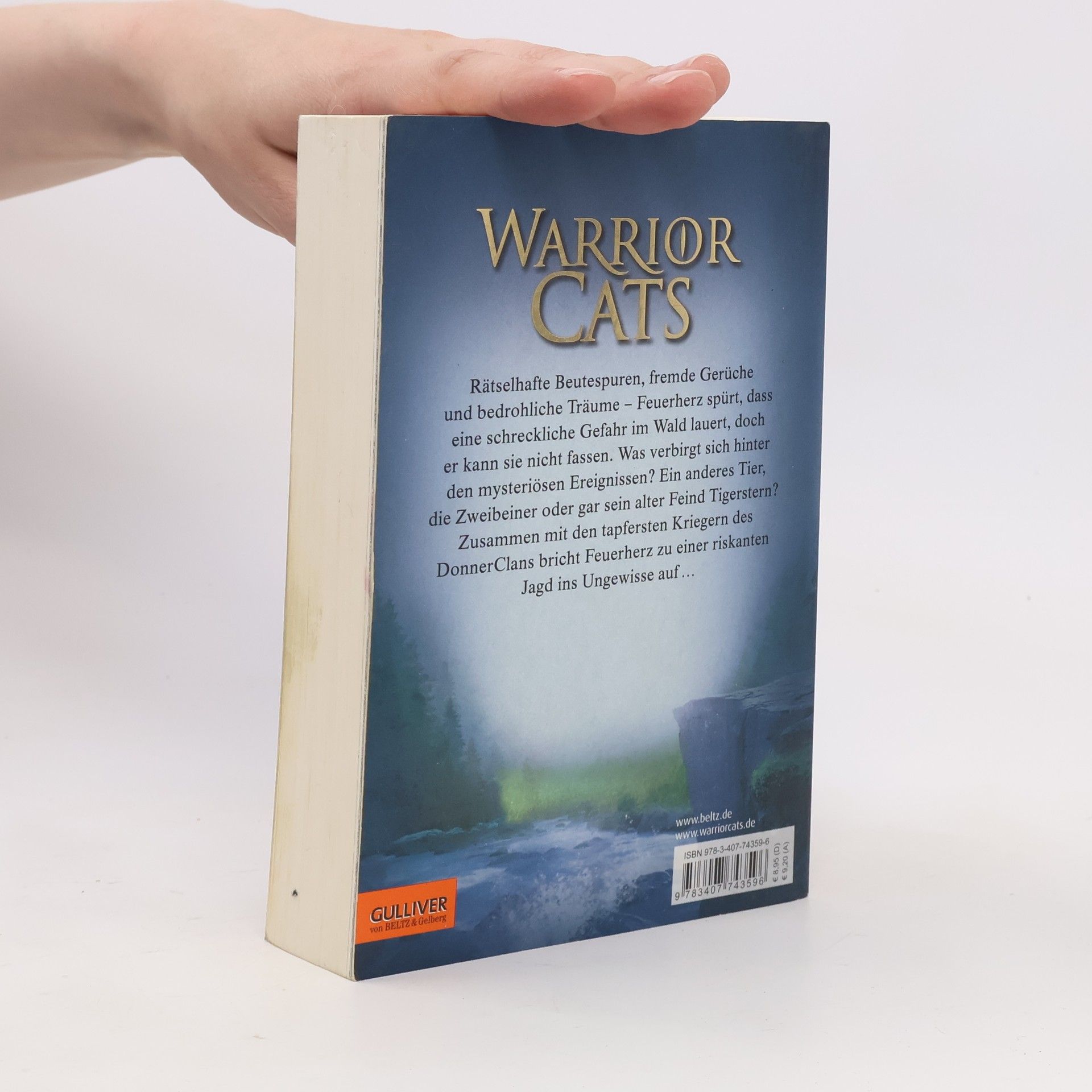 Erin Hunter Warrior Cats. Gefährliche Spuren