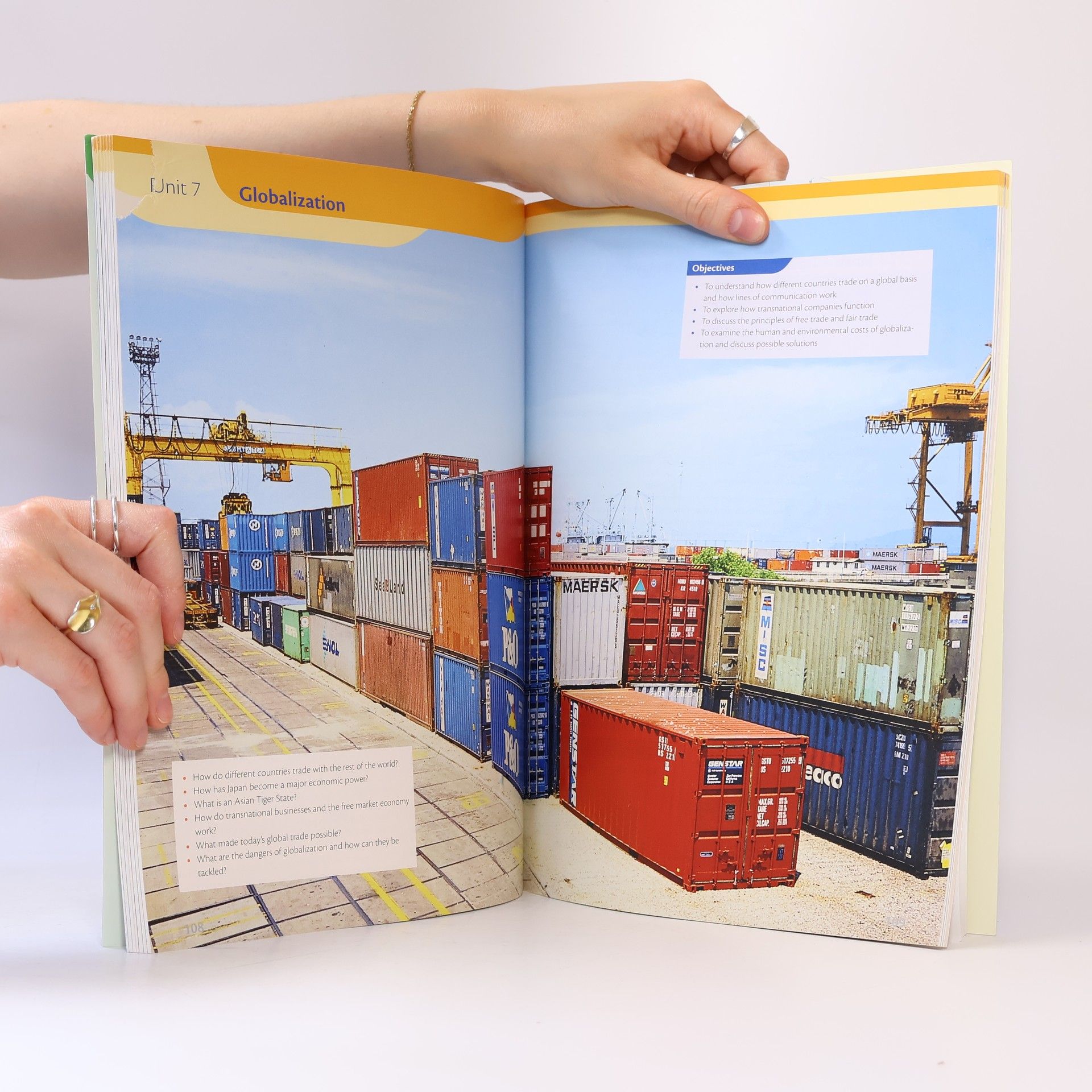 Autorenkollektiv Around the world : volume 2