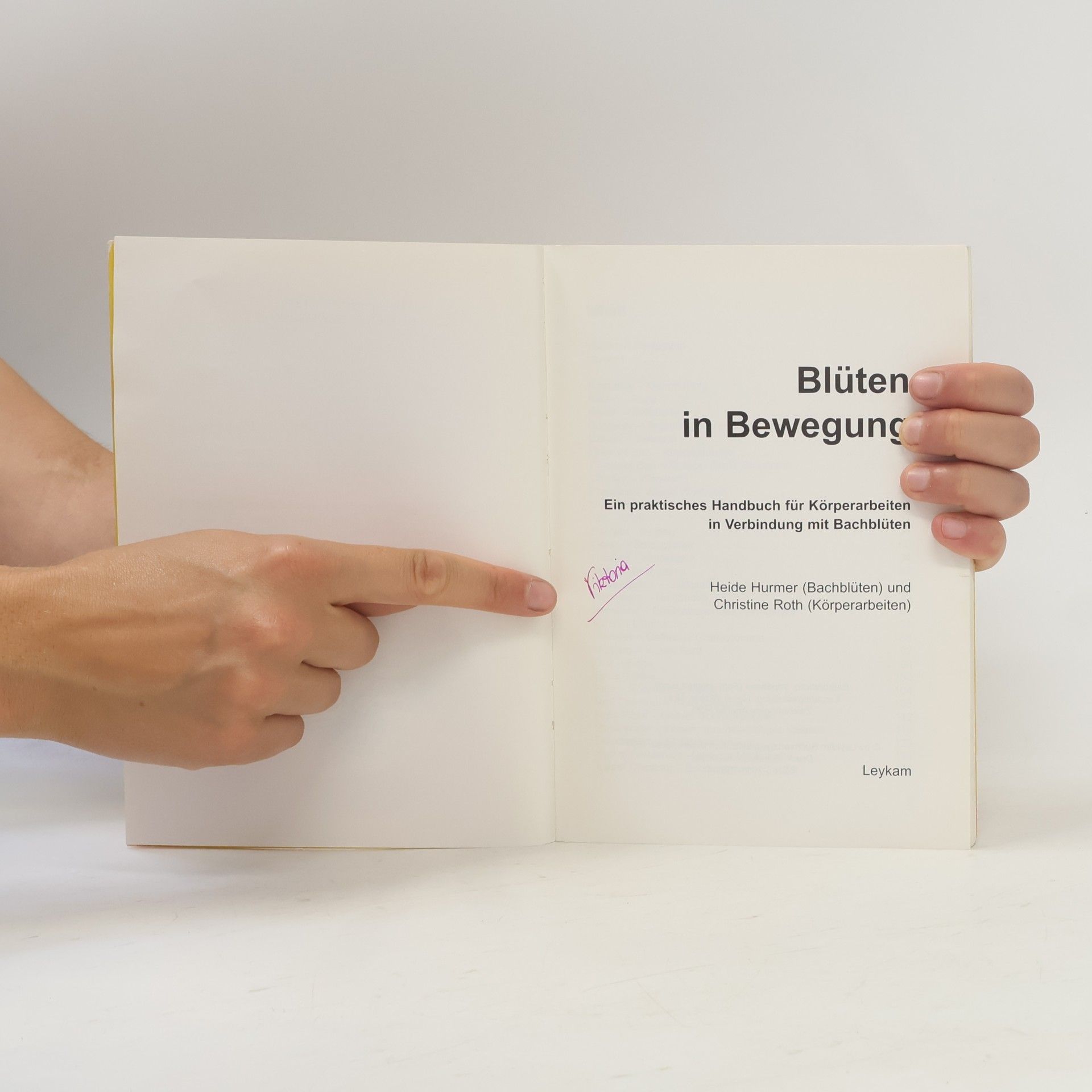Heide Hurmer Blüten in Bewegung