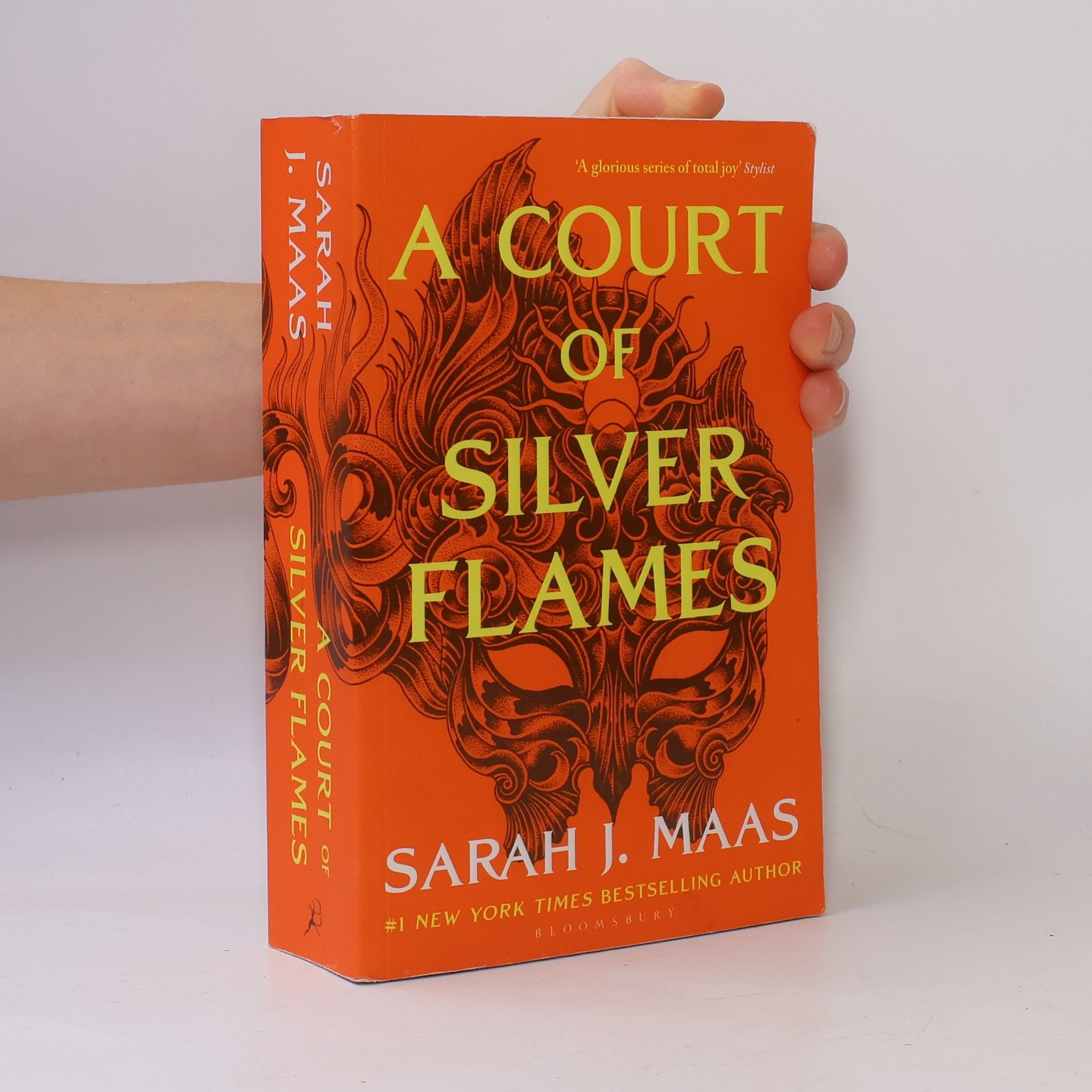 Sarah J. Maas A Court of Silver Flames