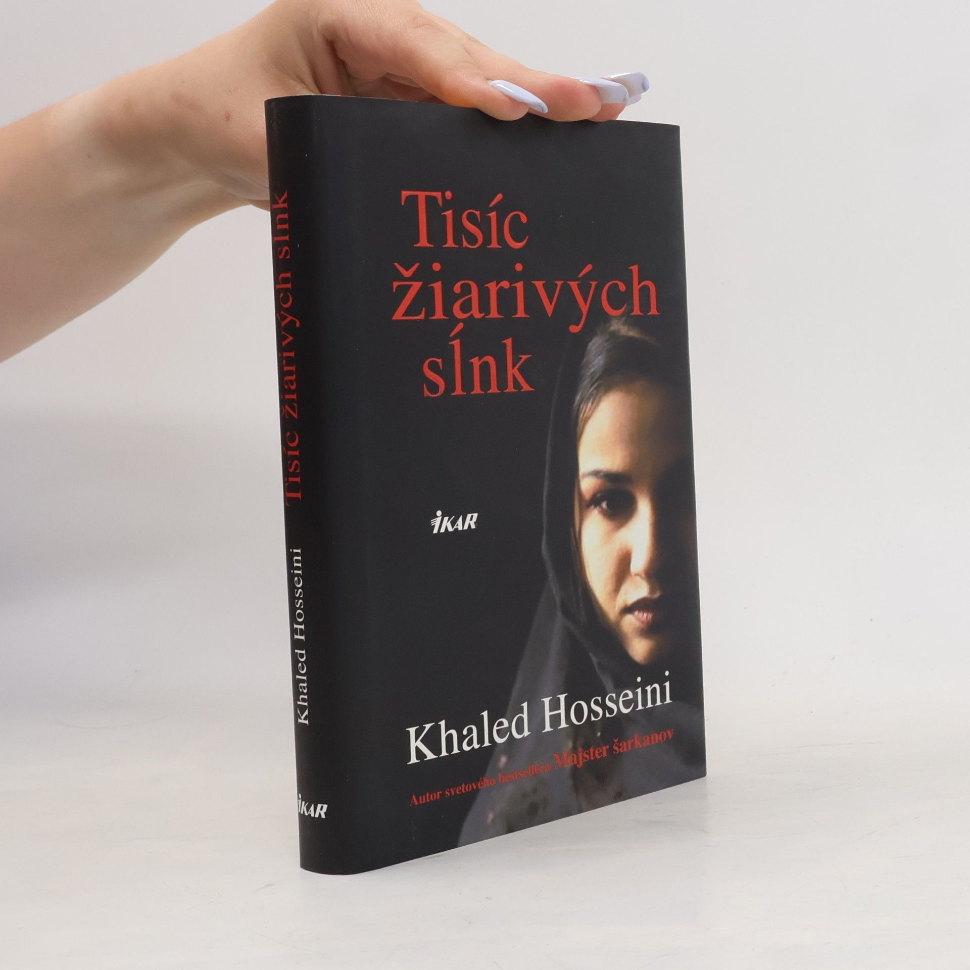 Khaled Hosseini Tisíc žiarivých sĺnk