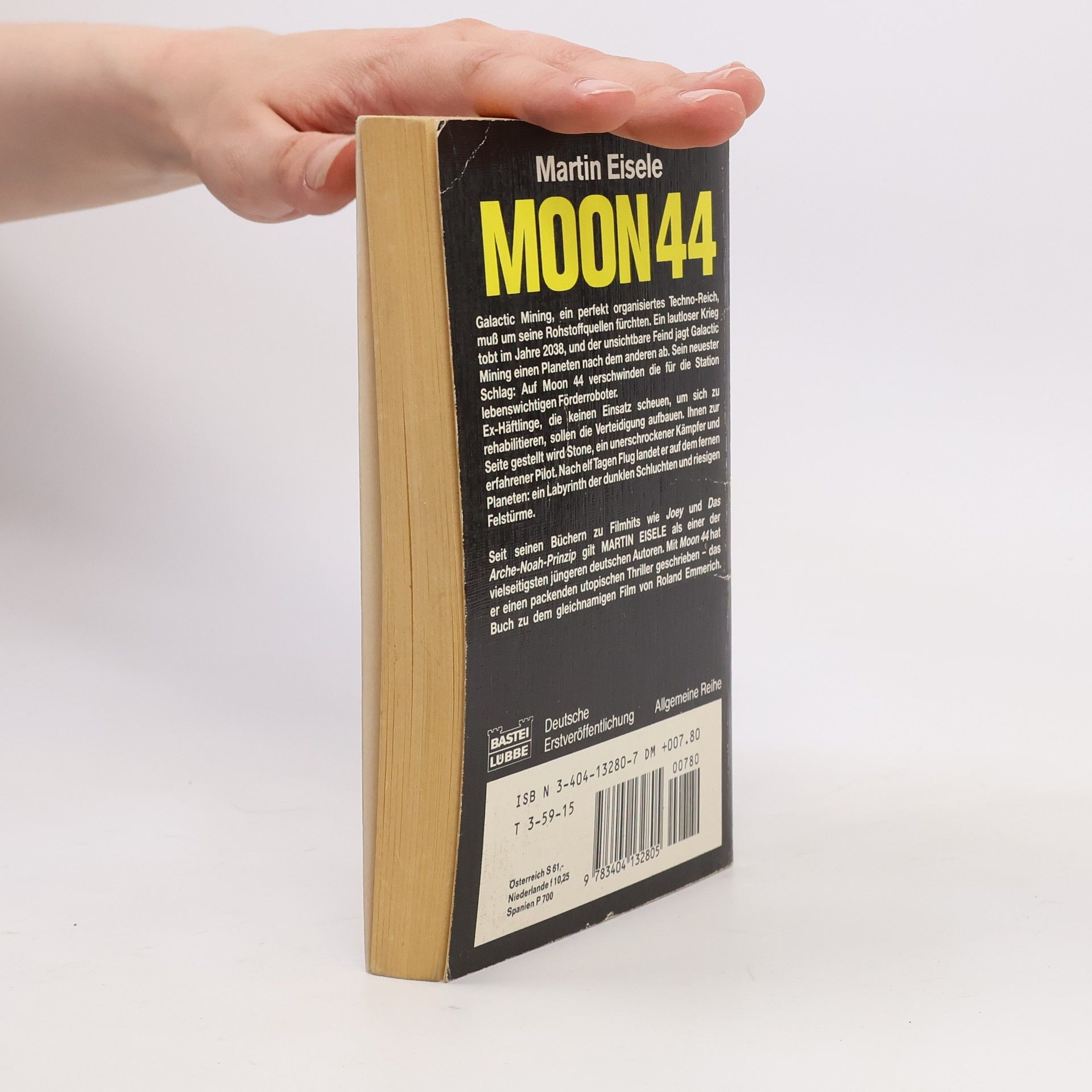 Claudia Torwegge Moon 44
