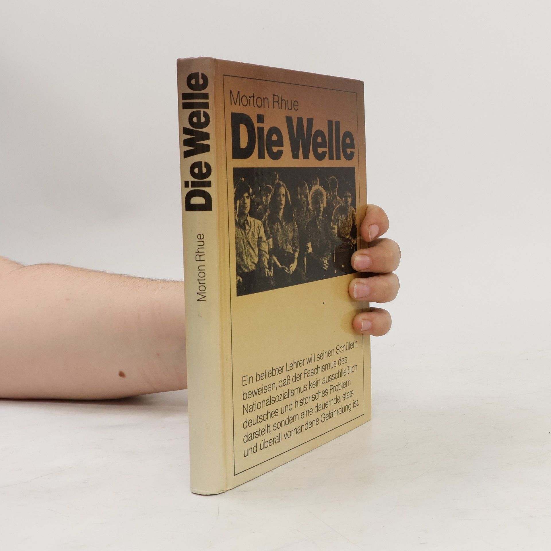 Morton Rhue Die Welle