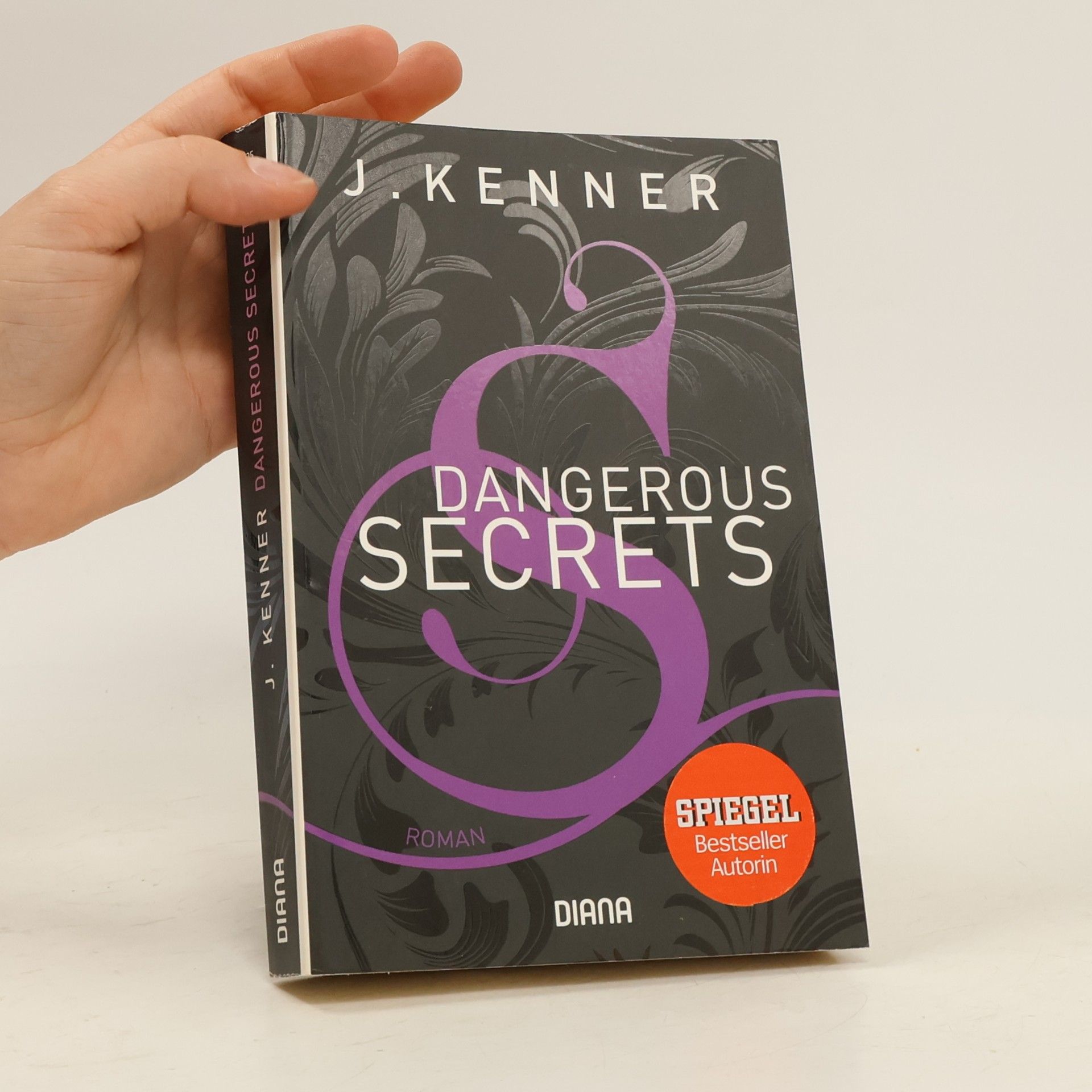 Julie Kenner Dangerous secrets