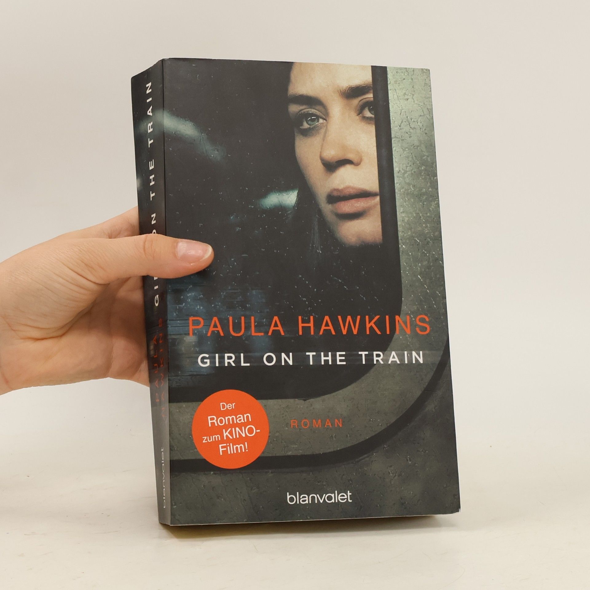Paula Hawkins Girl on The Train