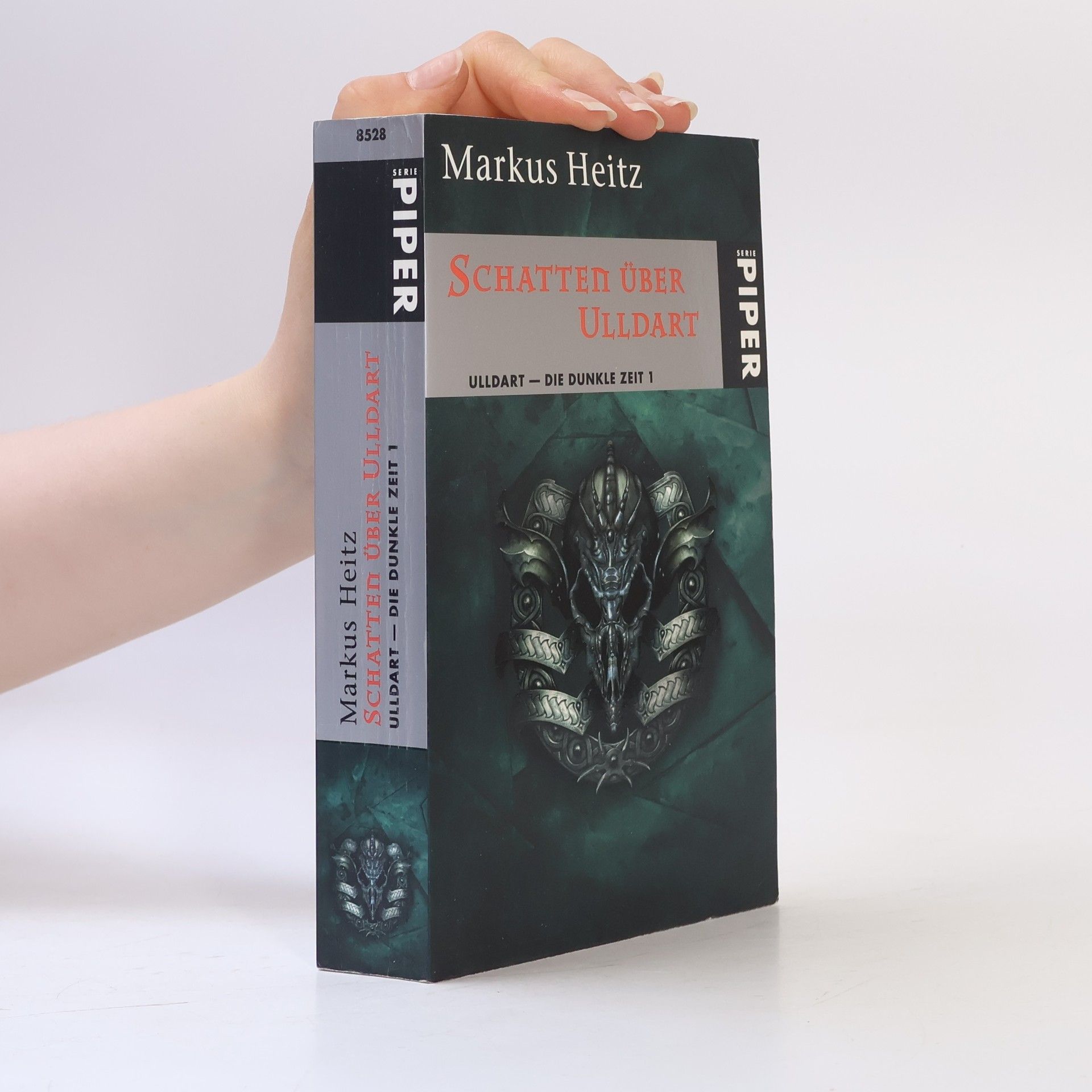 Markus Heitz Schatten über Ulldart. Ulldart - Die dunkle Zeit 1