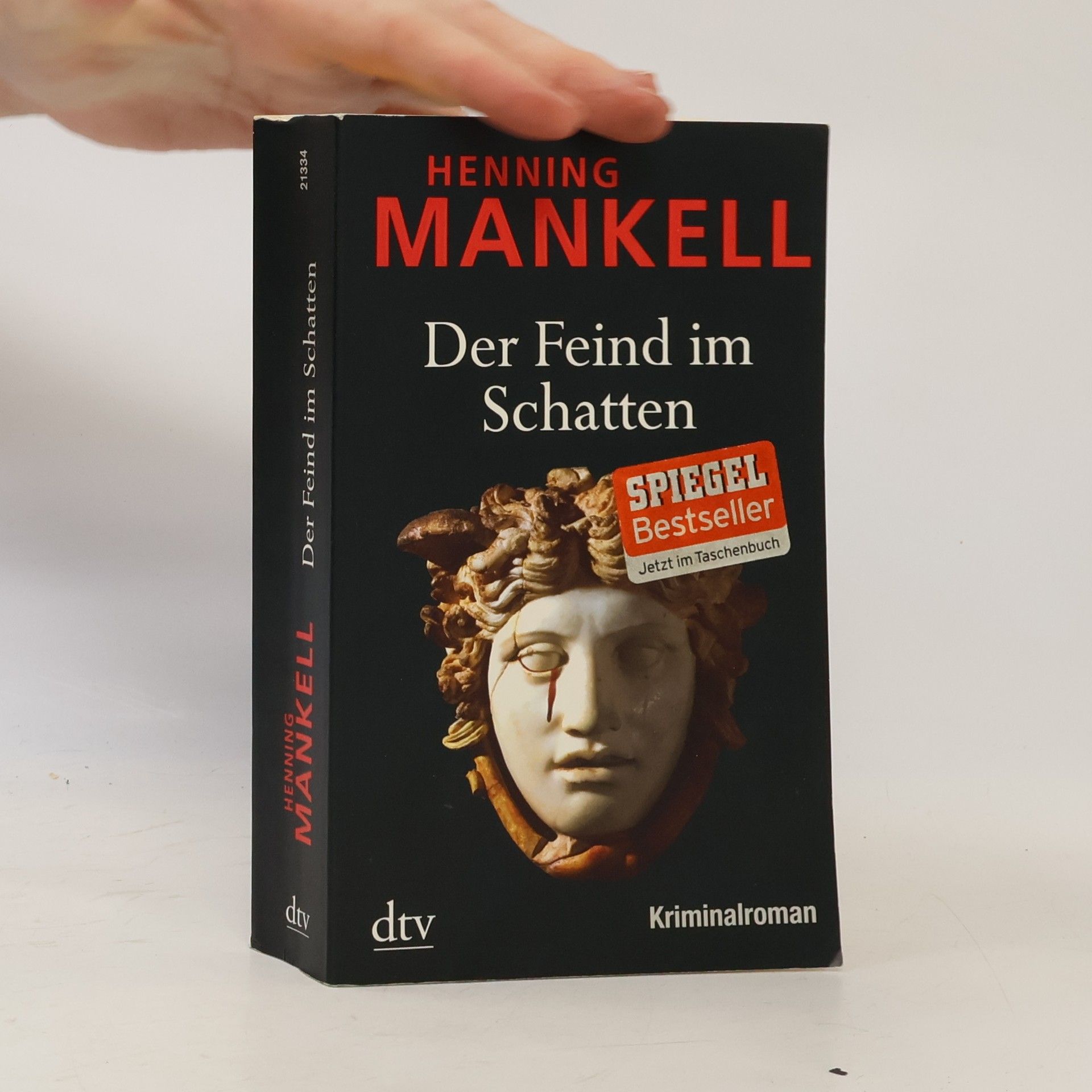 Der Feind im Schatten