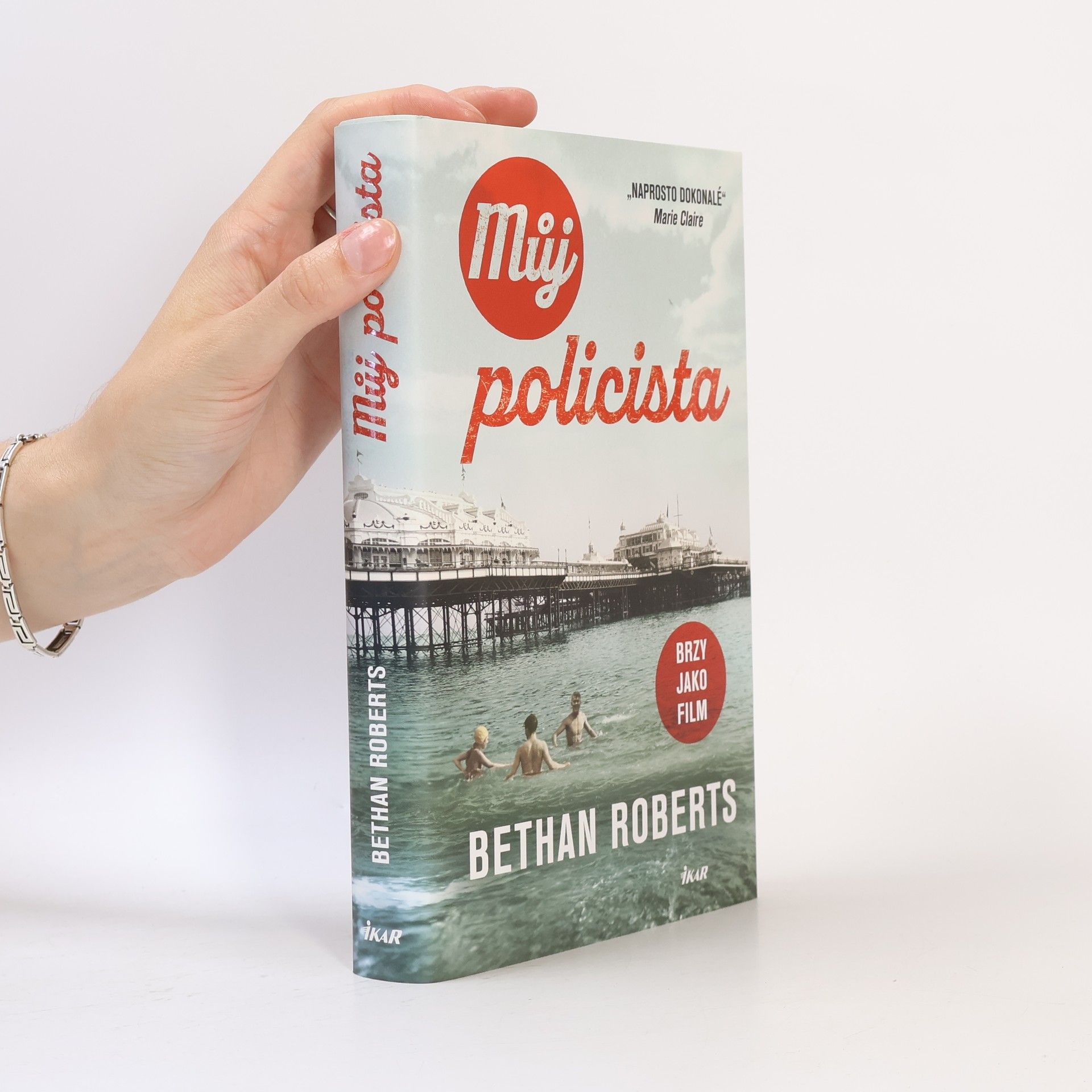 Bethan Roberts Můj policista