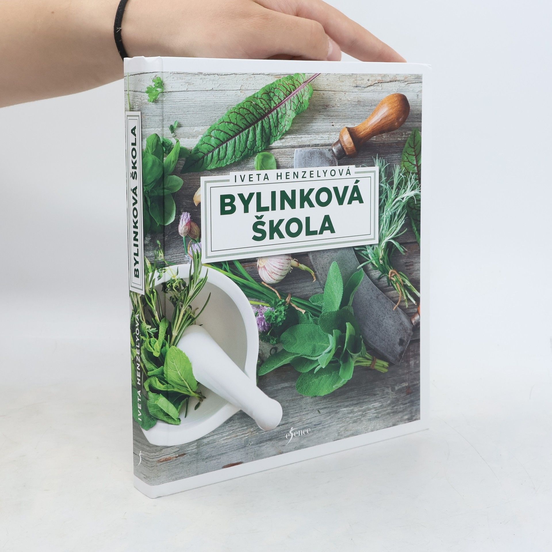 Iveta Henzelyová Bylinková škola