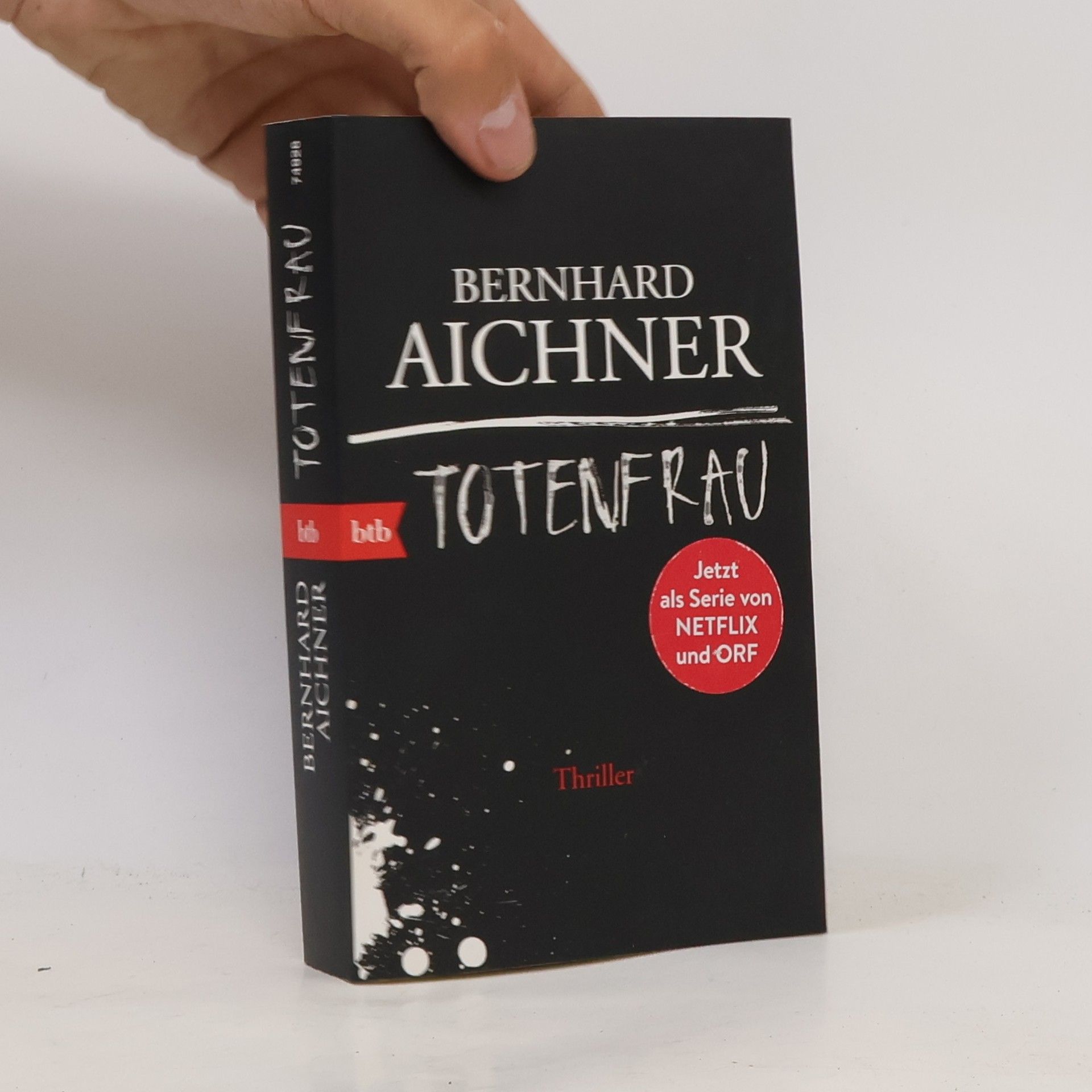 Bernhard Aichner Totenfrau