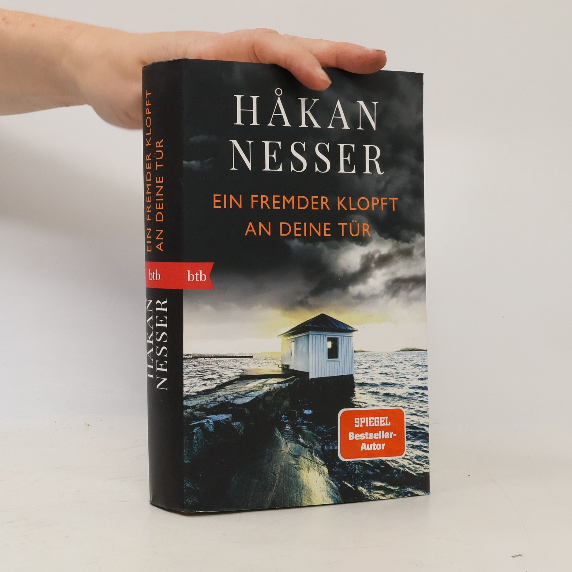 Hakan Nesser Ein Fremder klopft an deine Tür