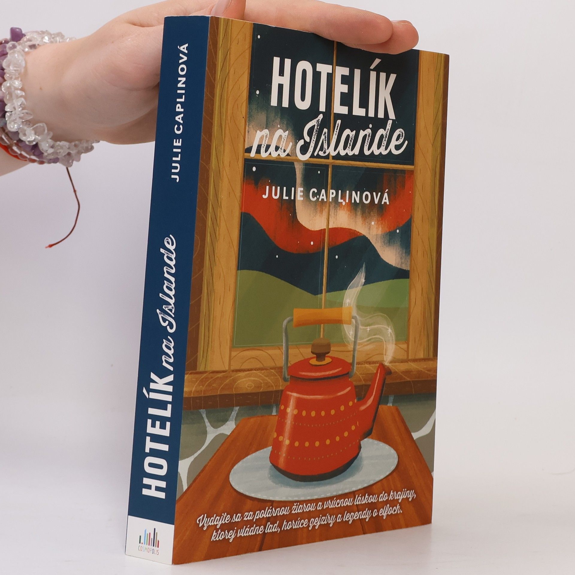 Julie Caplinová Hotelík na Islande