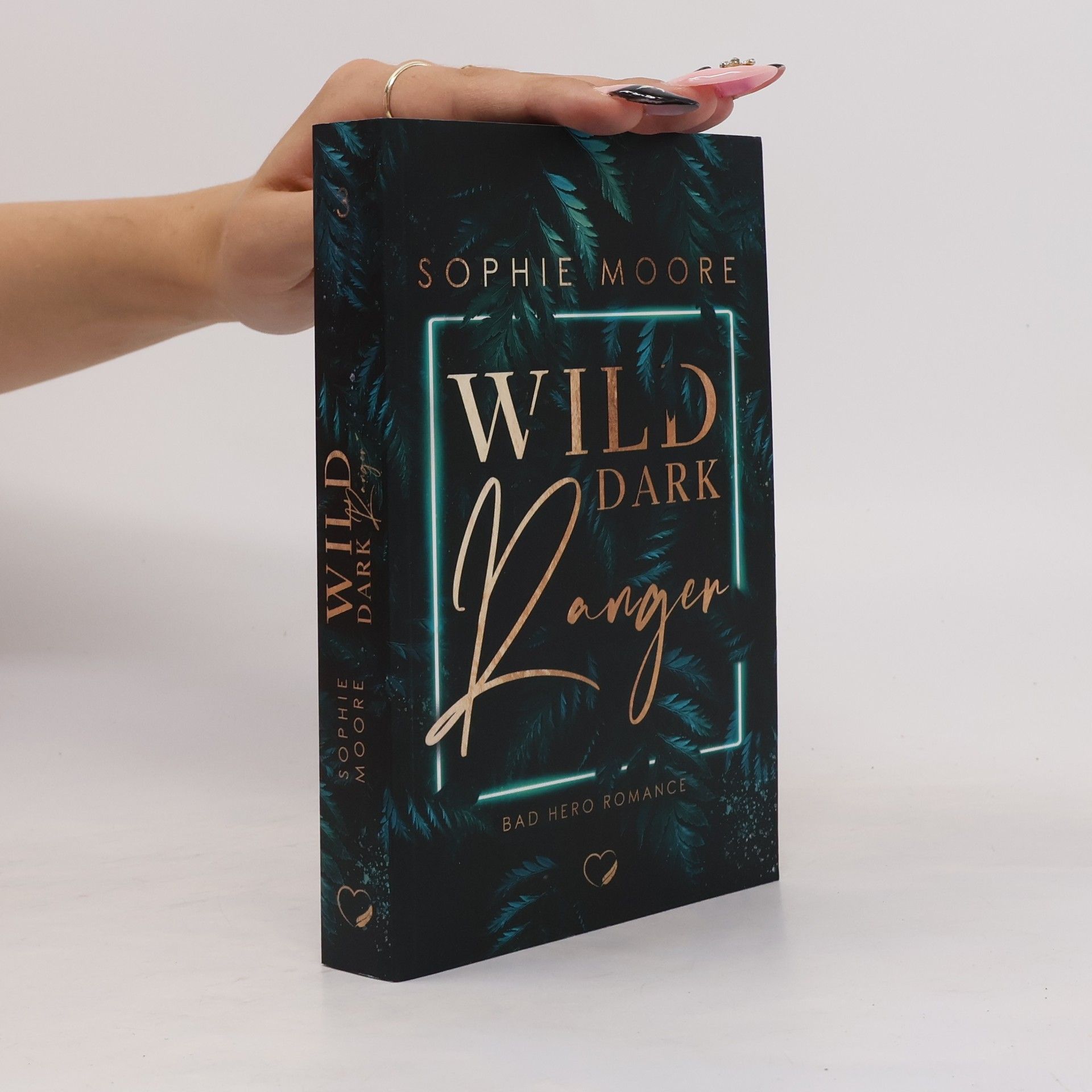 Sophie Moore Wild Dark Ranger