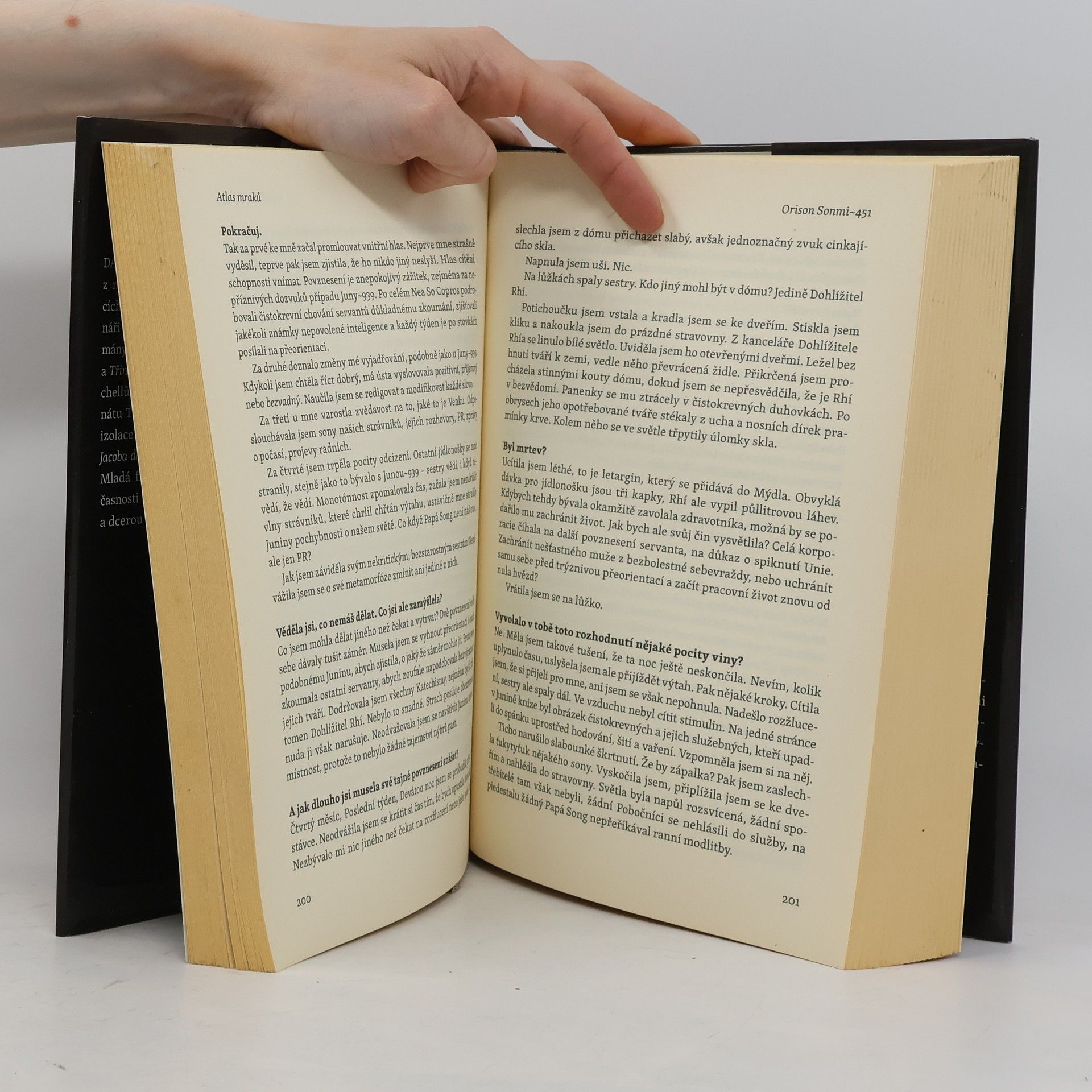 David Mitchell Atlas mraků