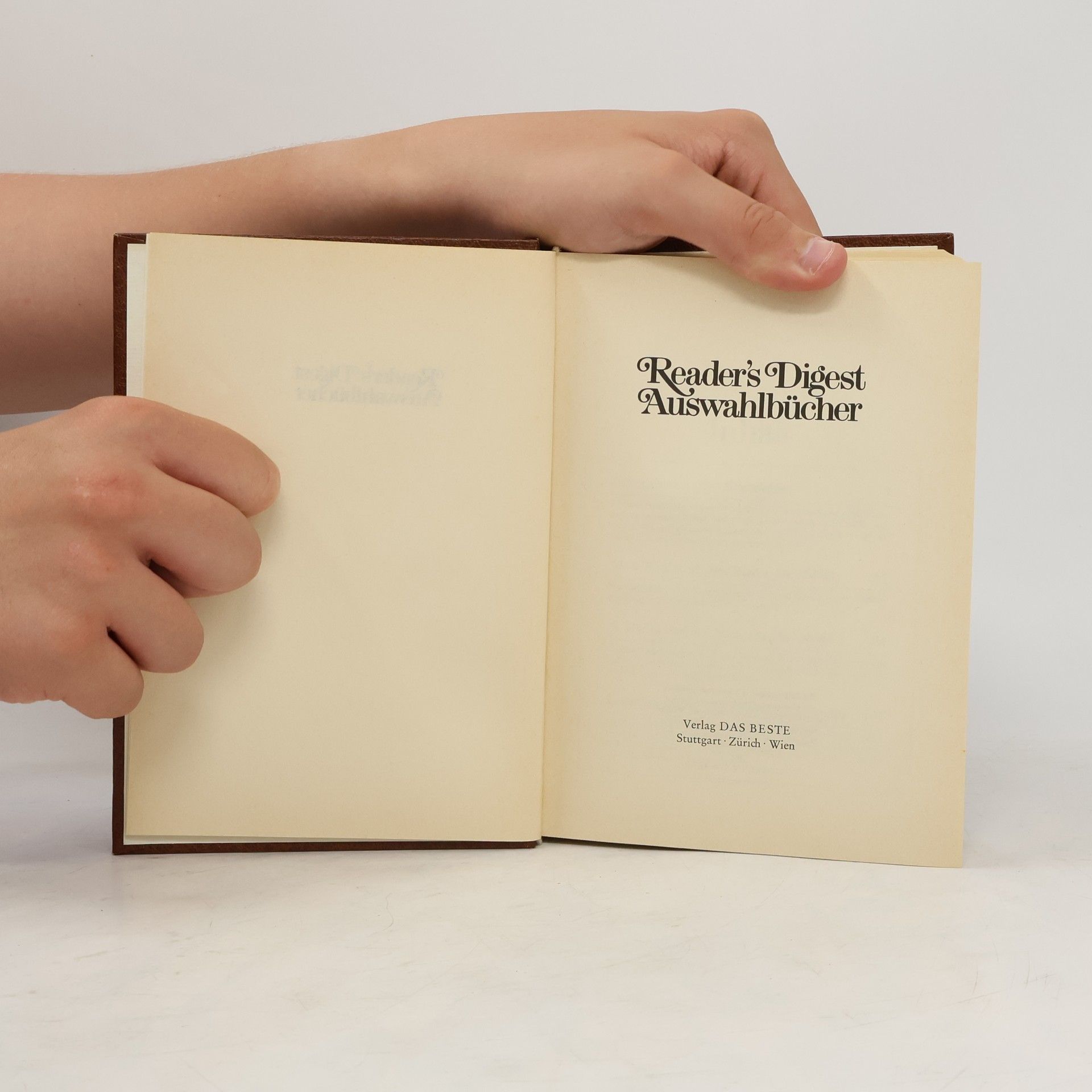 Collectif d'auteurs Reader's Digest Auswahlbücher: Der Kunstfehler/Am Rande der Wildnis/Flug in Gefahr/Wie Staub aus der Steppe