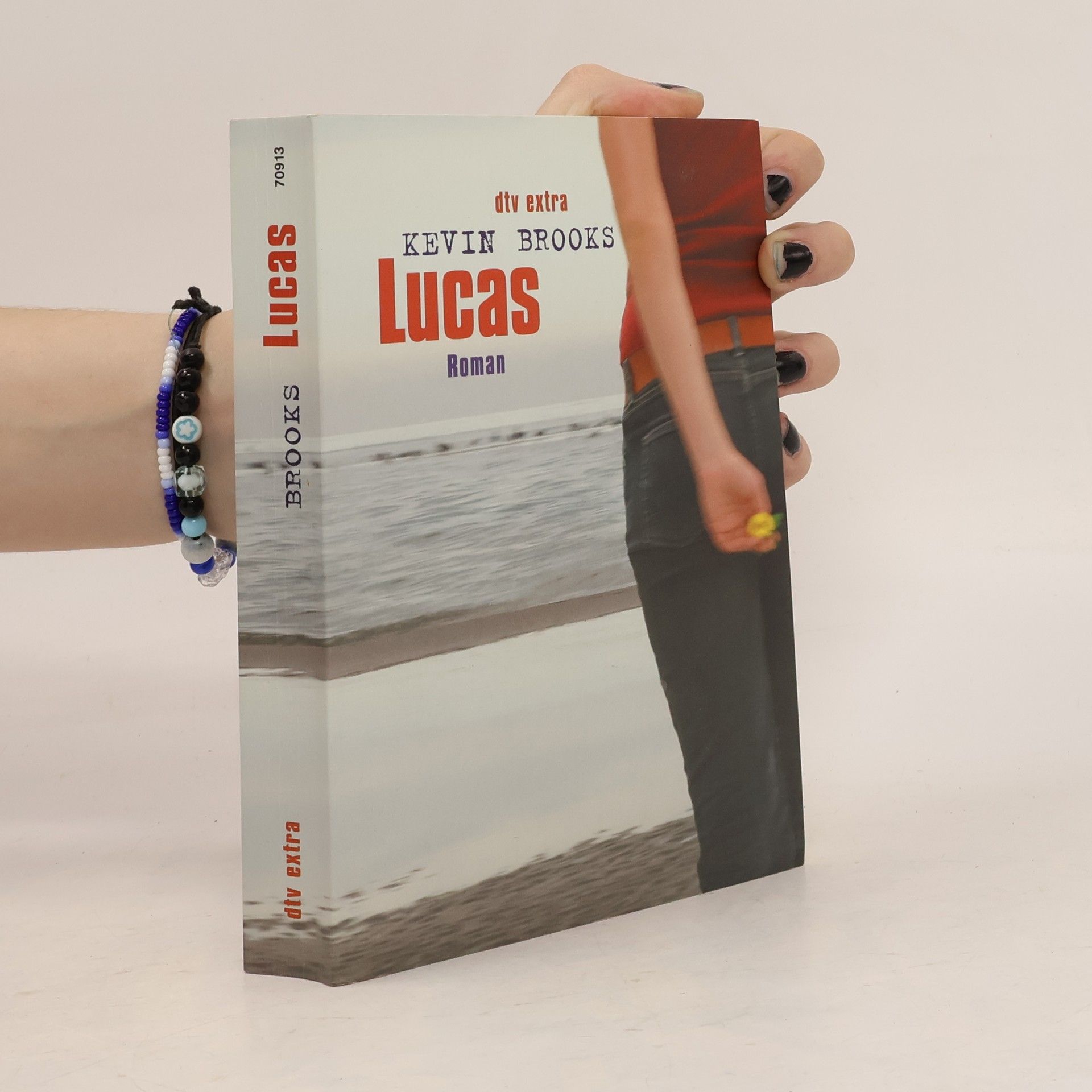 Kevin Brooks Lucas