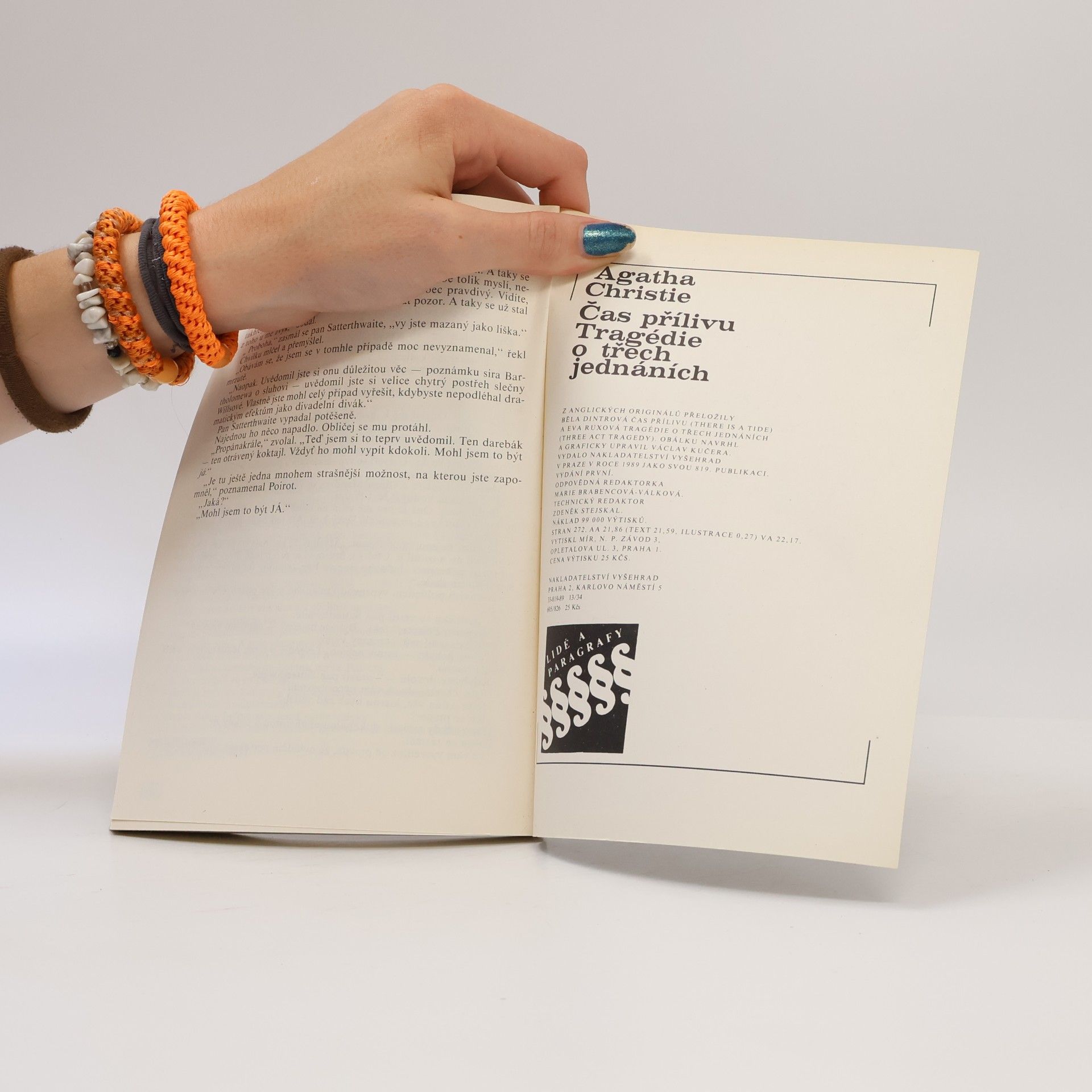 Agatha Christie Čas přílivu. Tragédie o třech jednáních