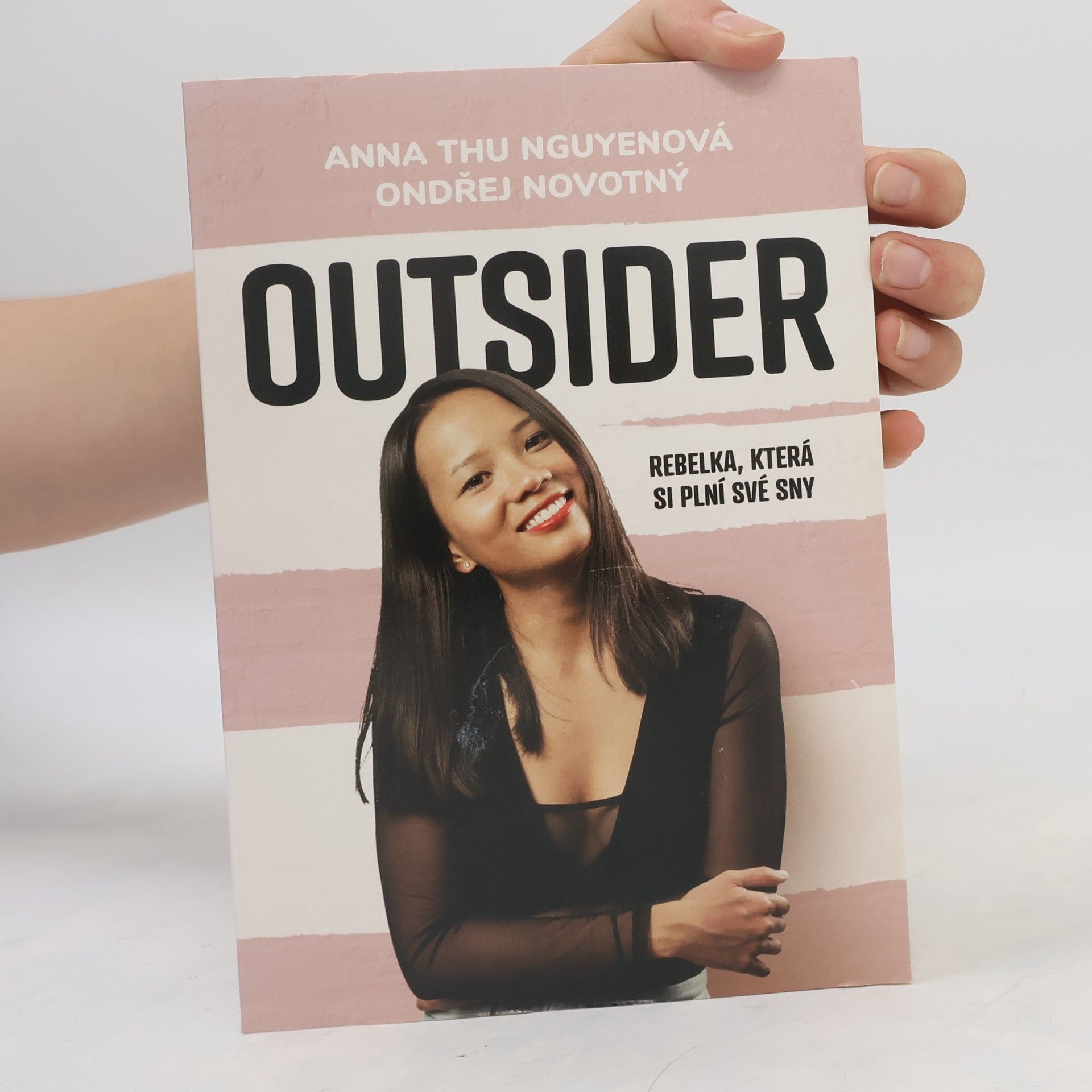 Anna Thu Nguyen Outsider