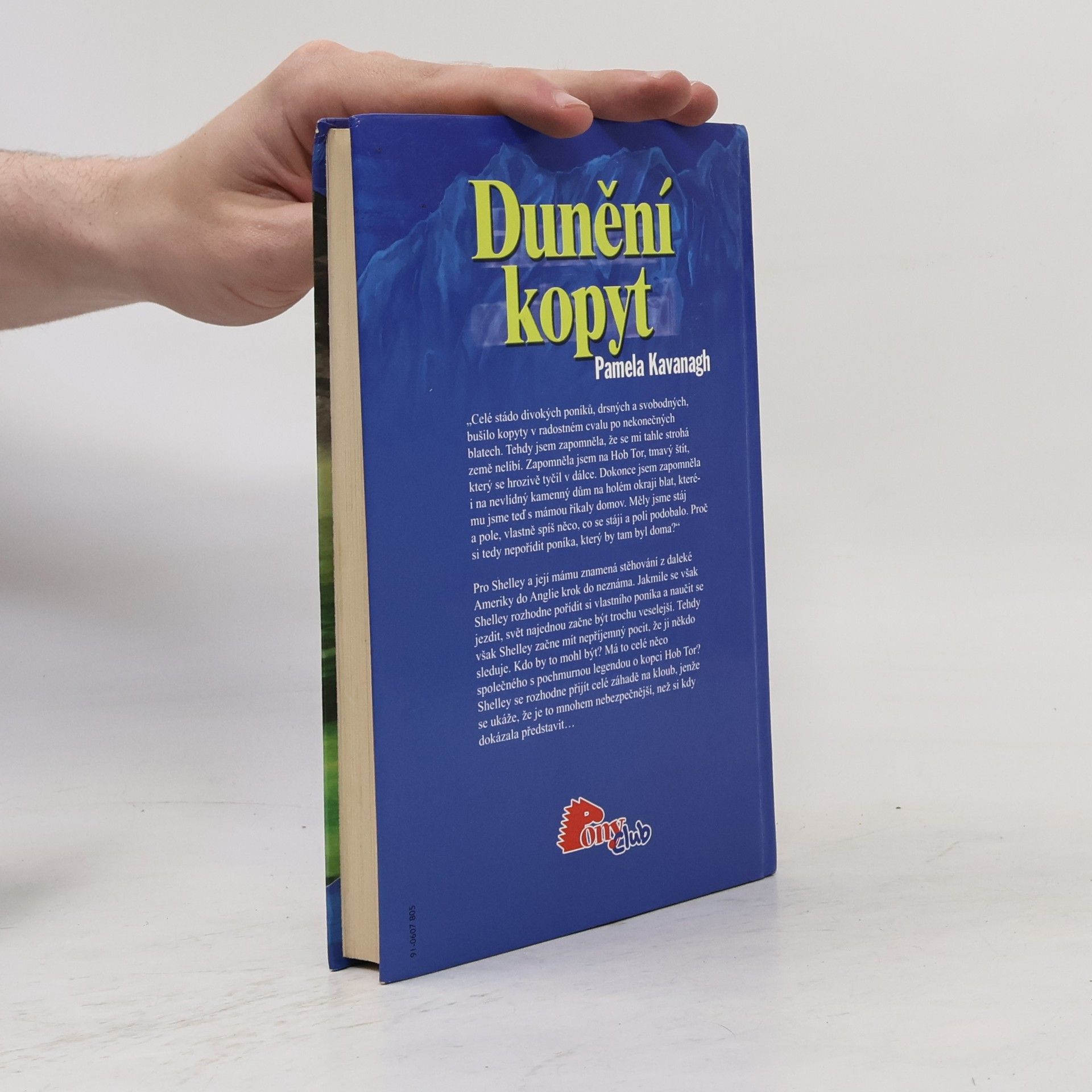 Pamela Kavanagh Dunění kopyt