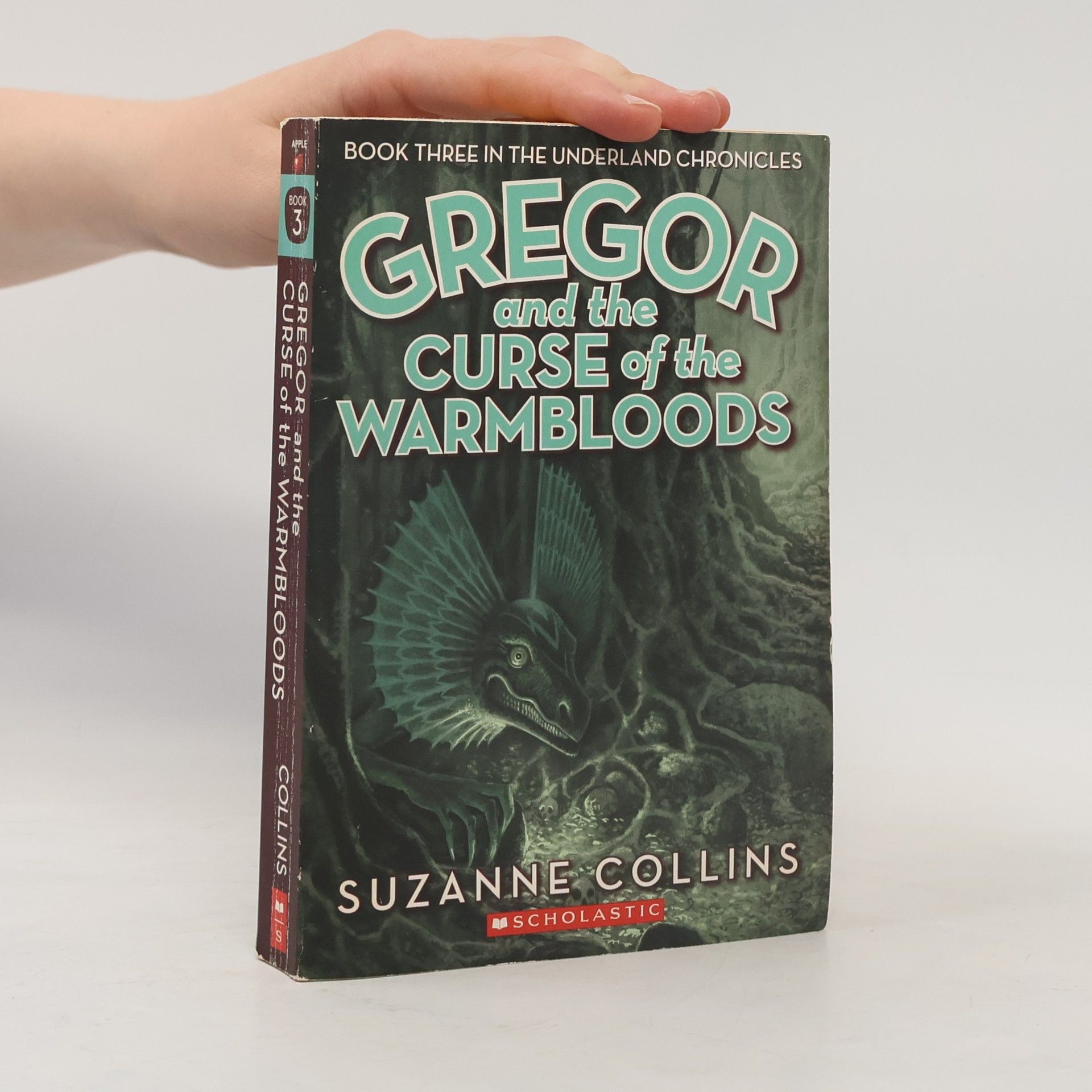 Suzanne Collins Gregor and the Curse of the Warmbloods