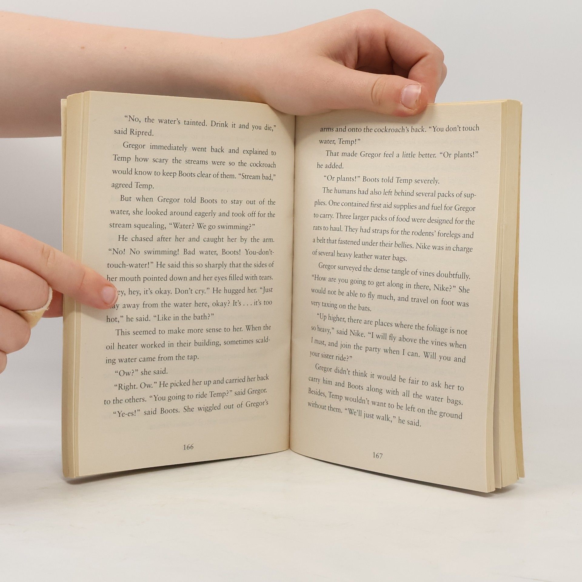Suzanne Collins Gregor and the Curse of the Warmbloods
