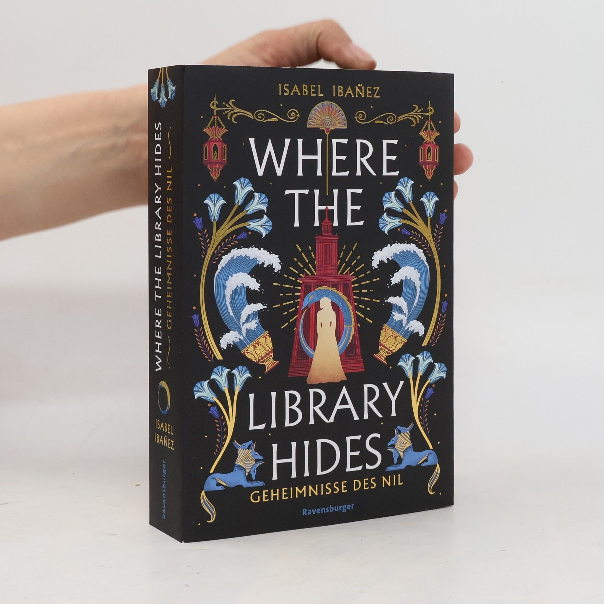 Isabel Ibañez Where the Library Hides