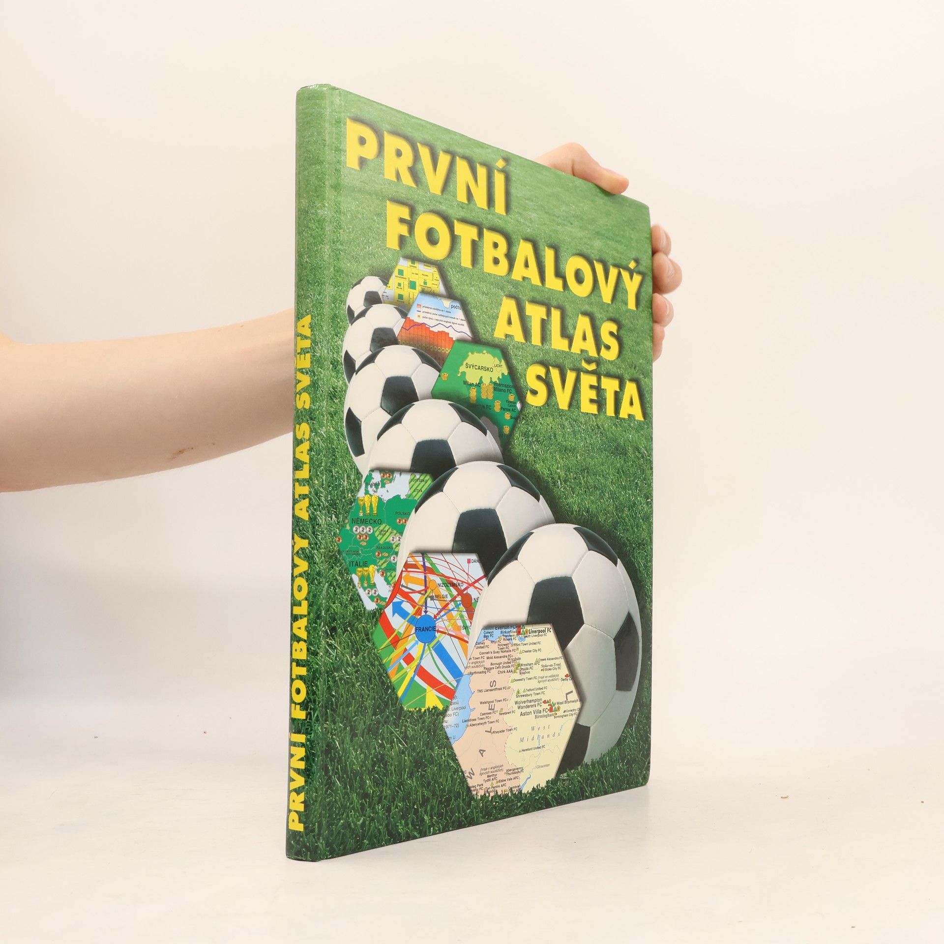 Kolektiv autorů První fotbalový atlas světa
