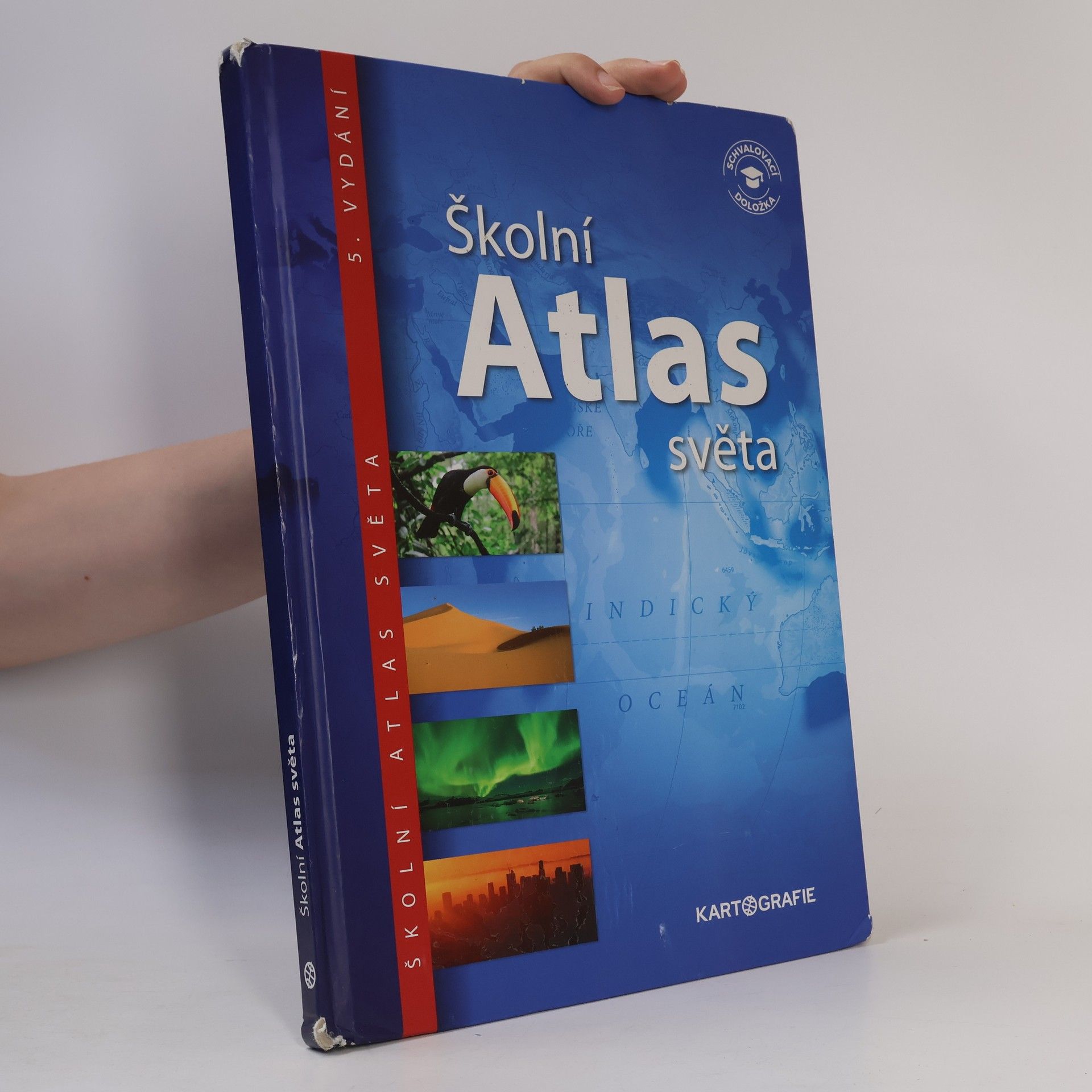 Auteurscollectief Školní atlas světa