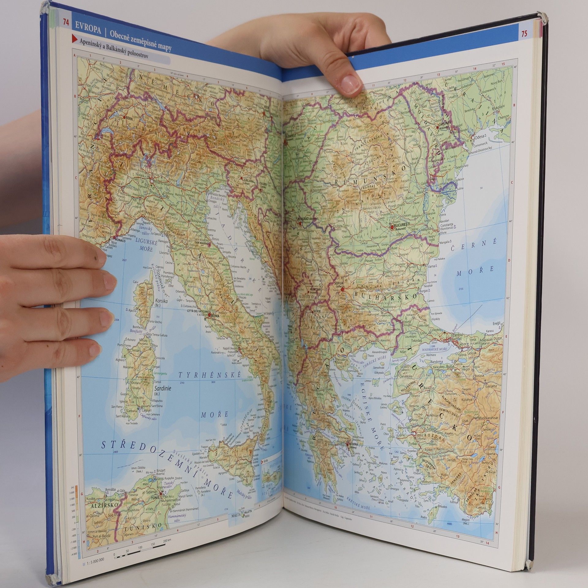Auteurscollectief Školní atlas světa