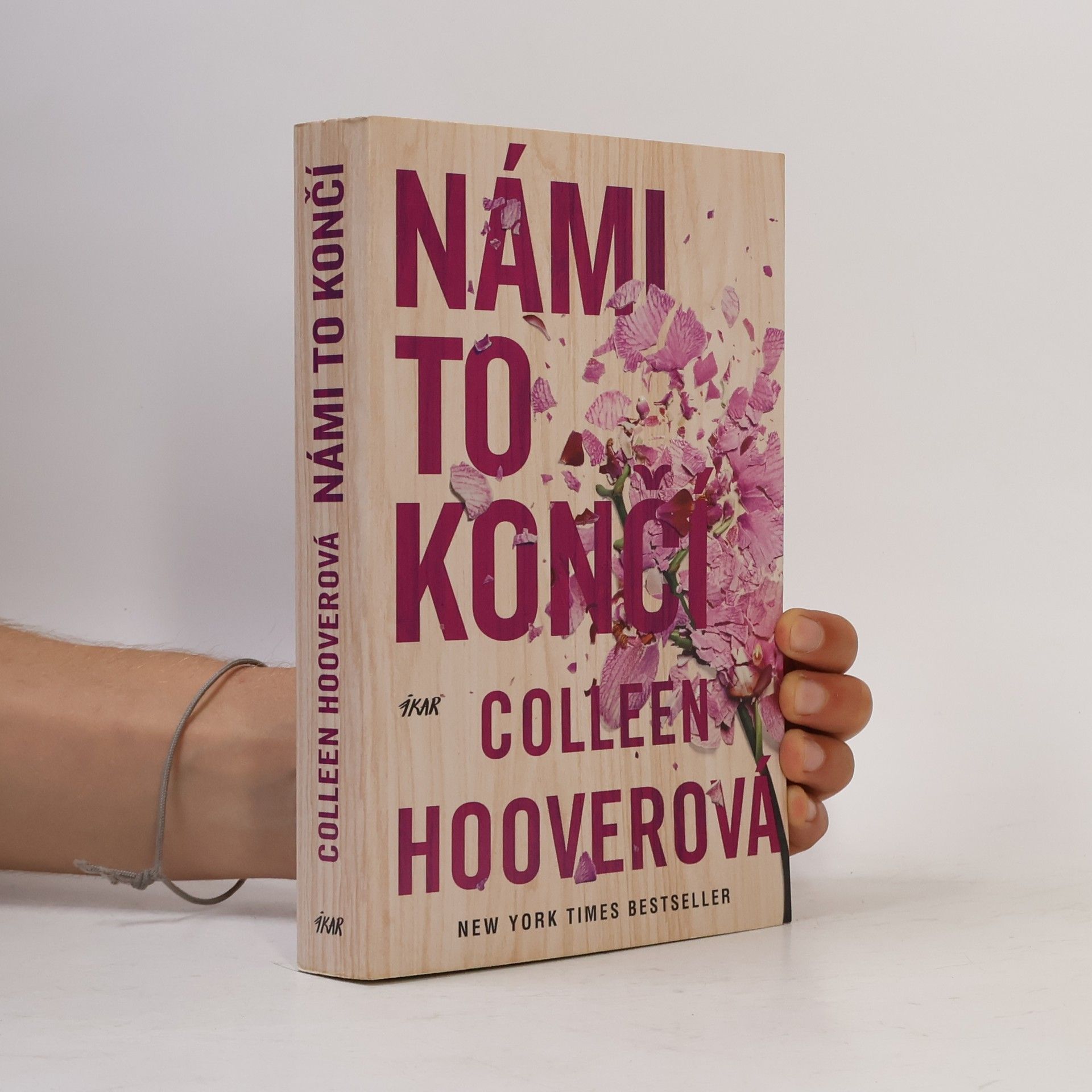 Colleen Hooverová Námi to končí