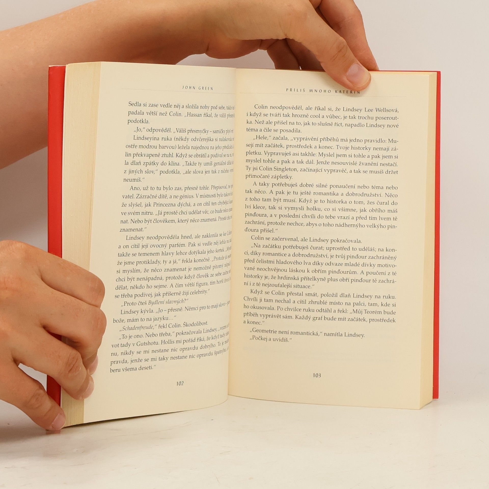 John Green Příliš mnoho Kateřin