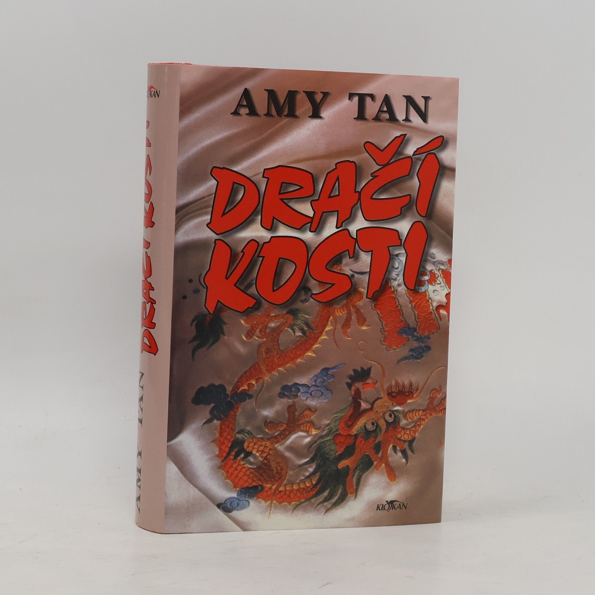 Amy Tan Dračí kosti