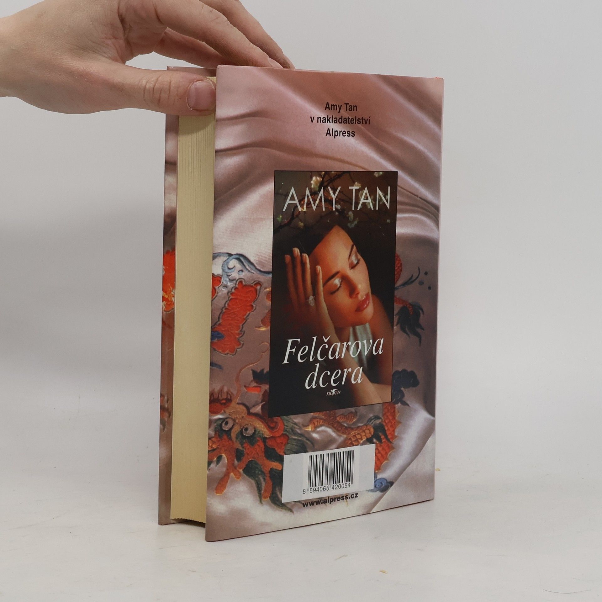 Amy Tan Dračí kosti