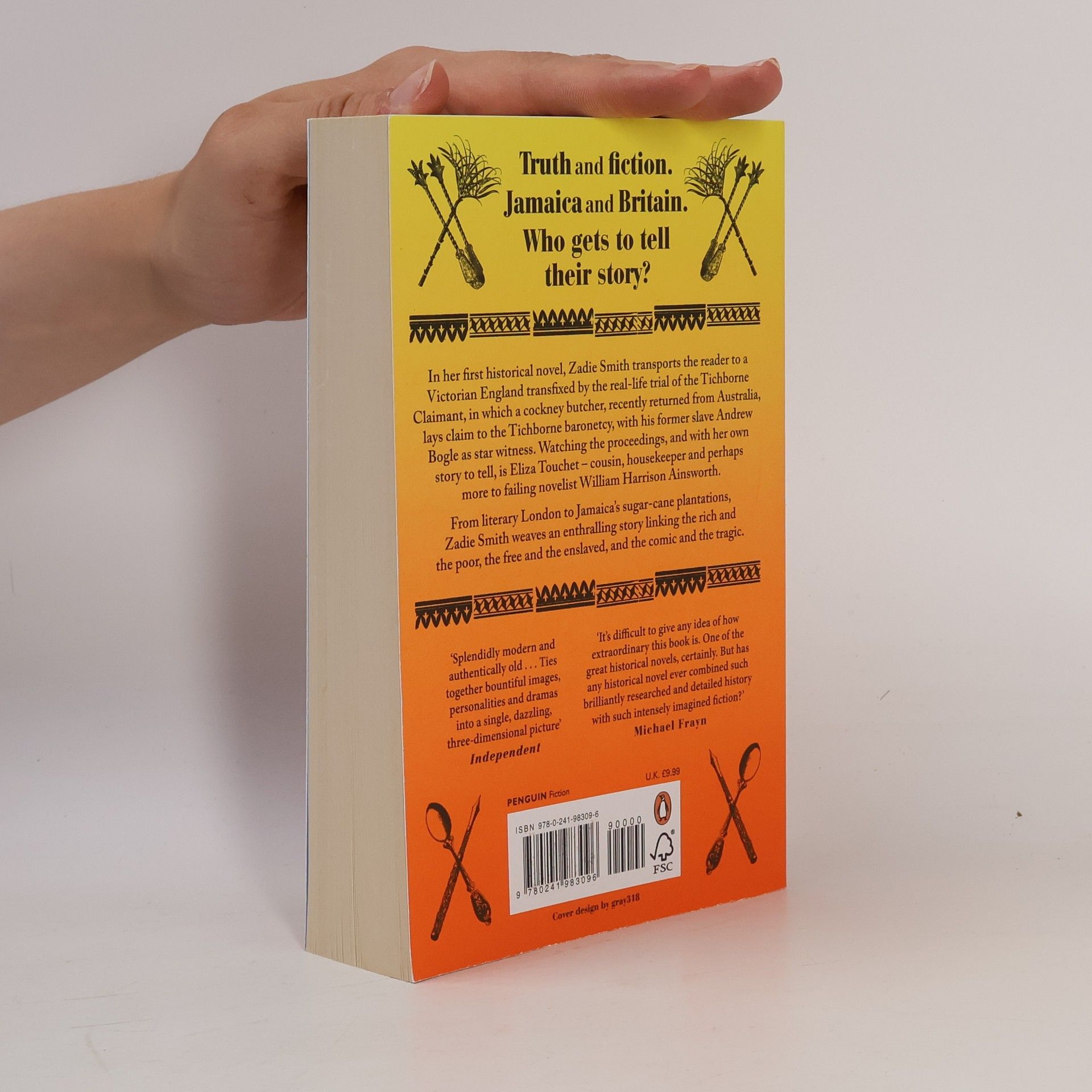 Zadie Smith The Fraud: The Instant Sunday Times Bestseller