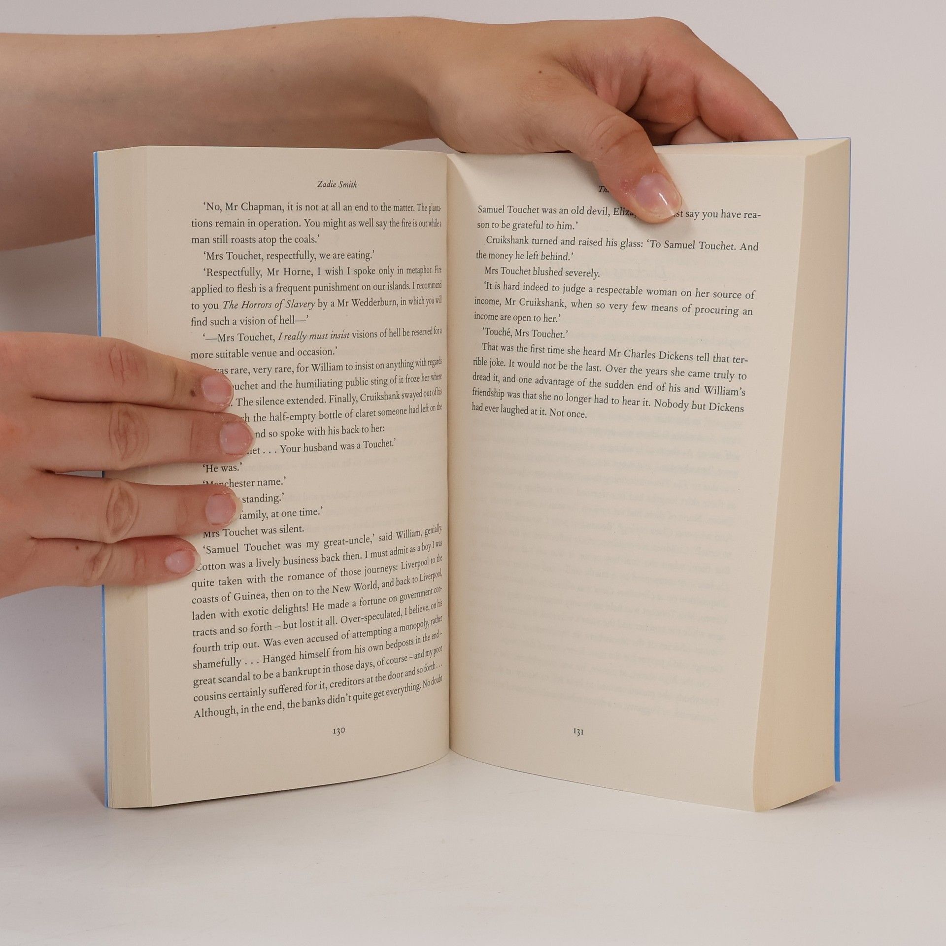 Zadie Smith The Fraud: The Instant Sunday Times Bestseller