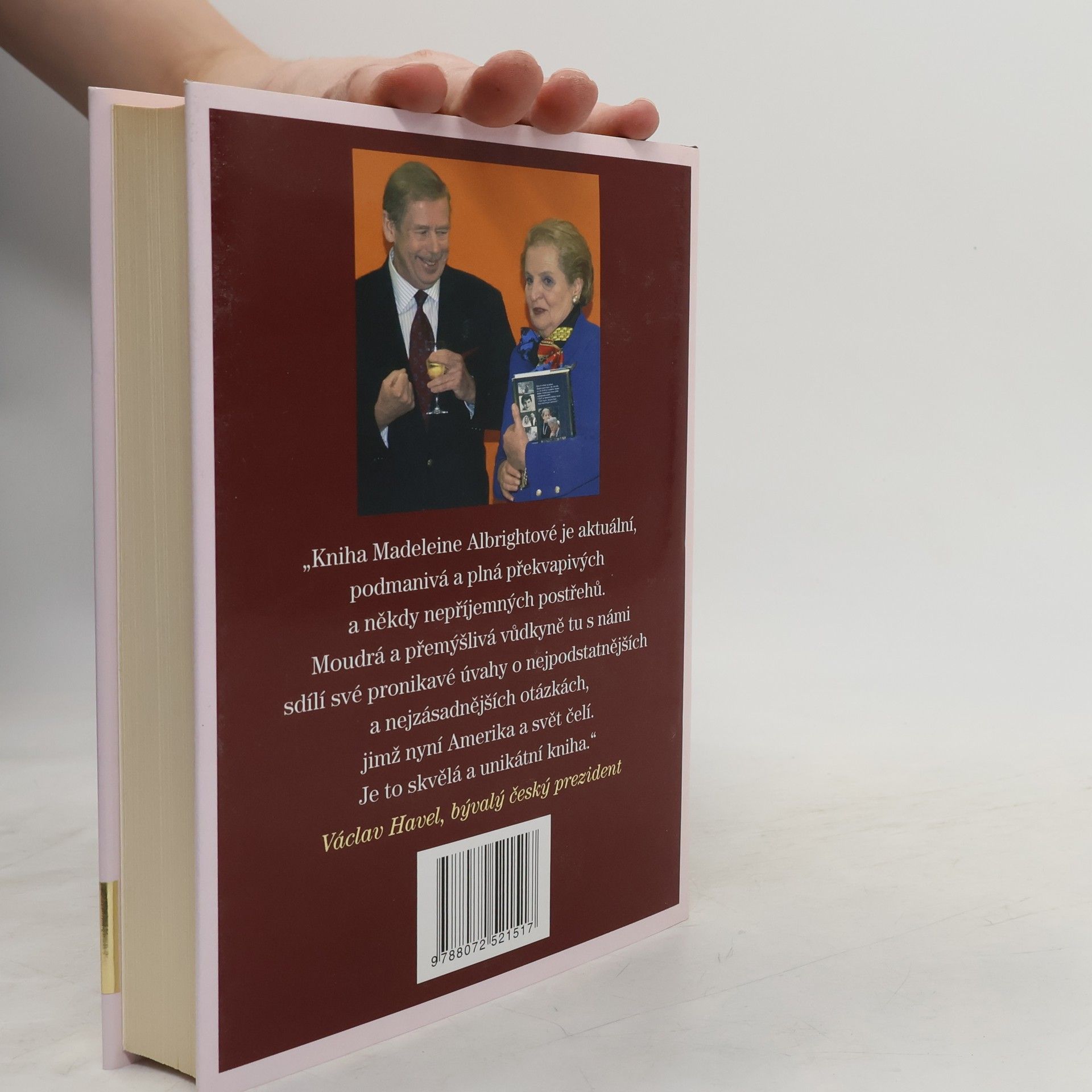 Madeleine Albright Mocní a všemohoucí