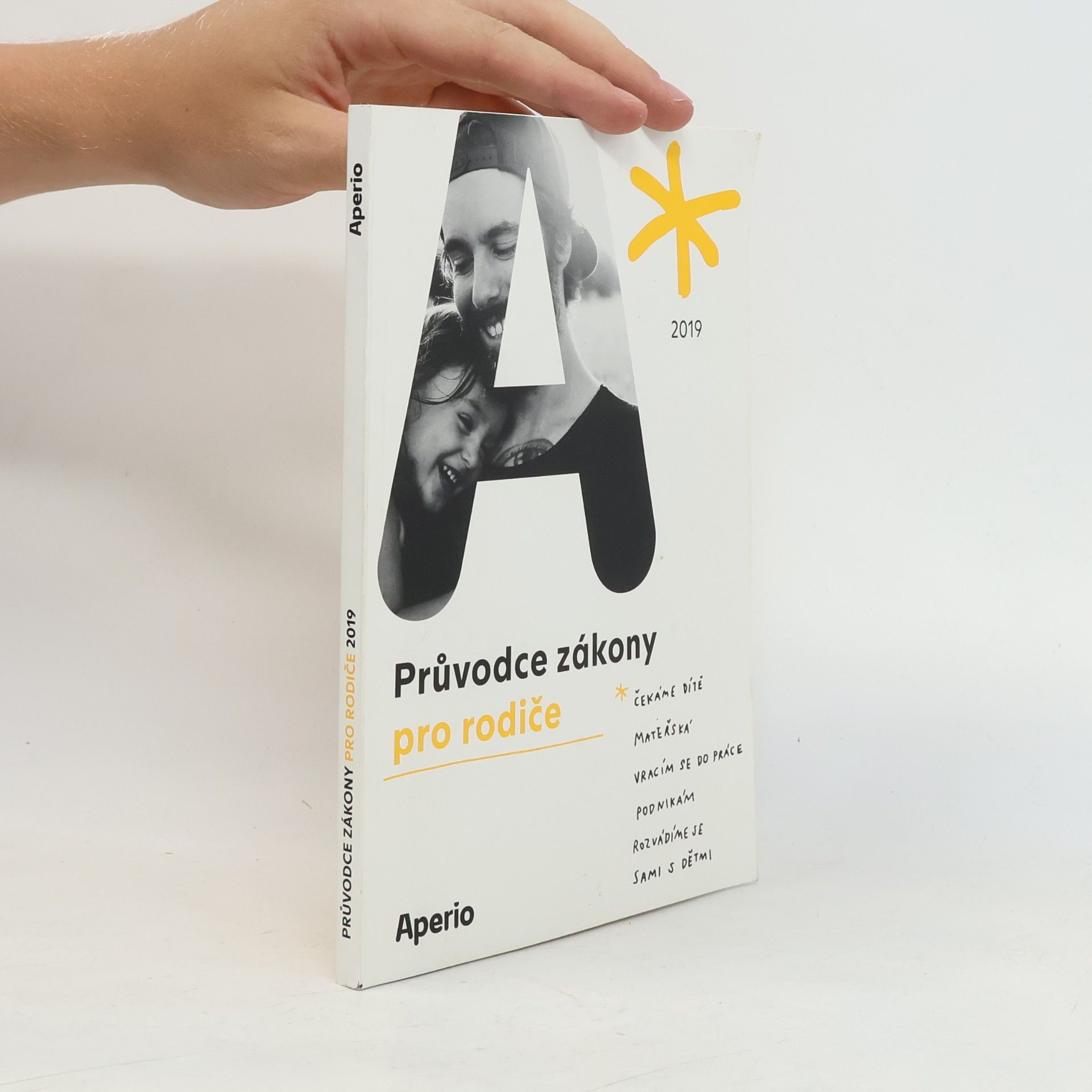 Collectif d'auteurs Průvodce zákony pro rodiče